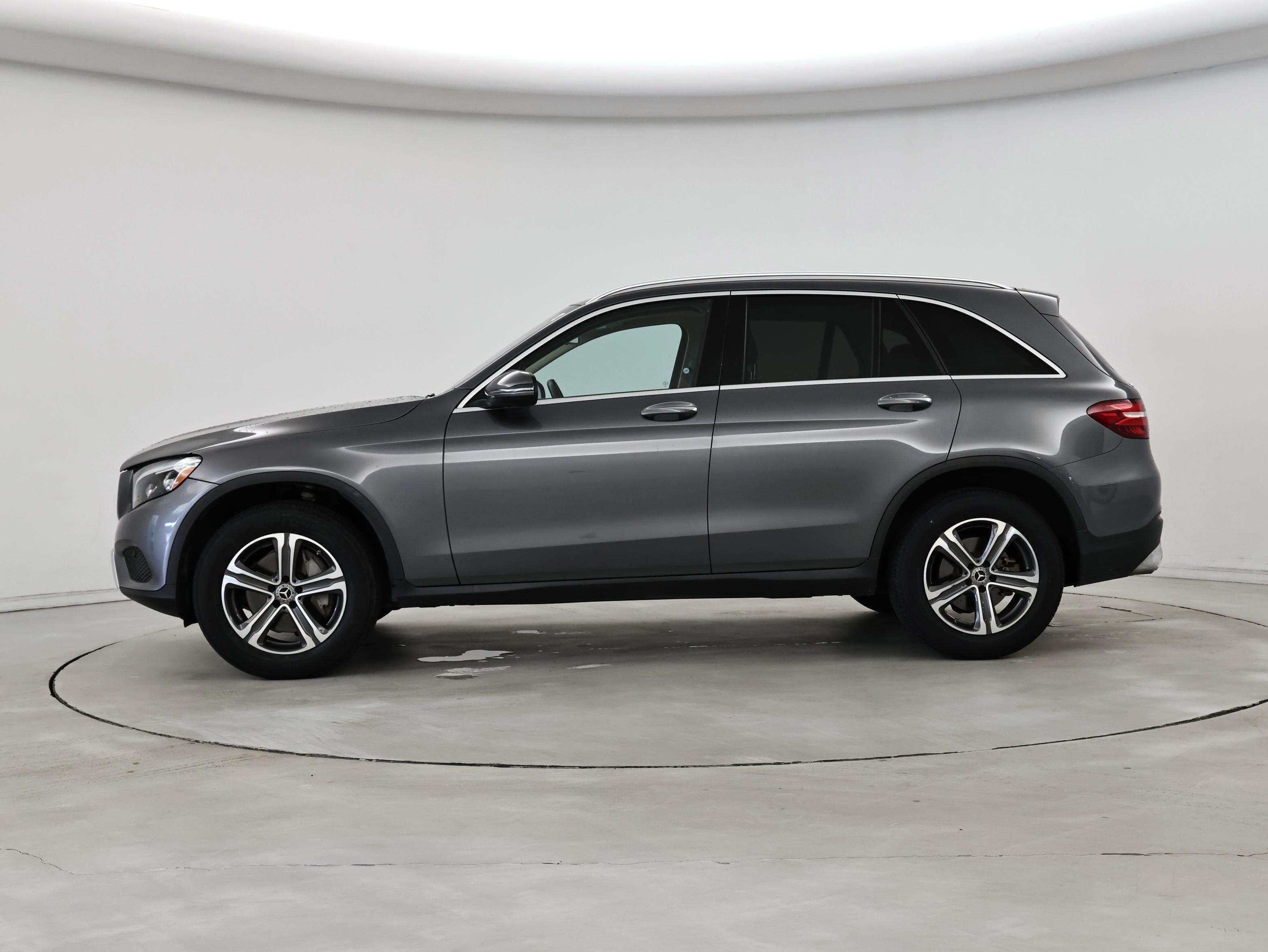 Thumbnail: 2018 Mercedes-Benz GLC - 3