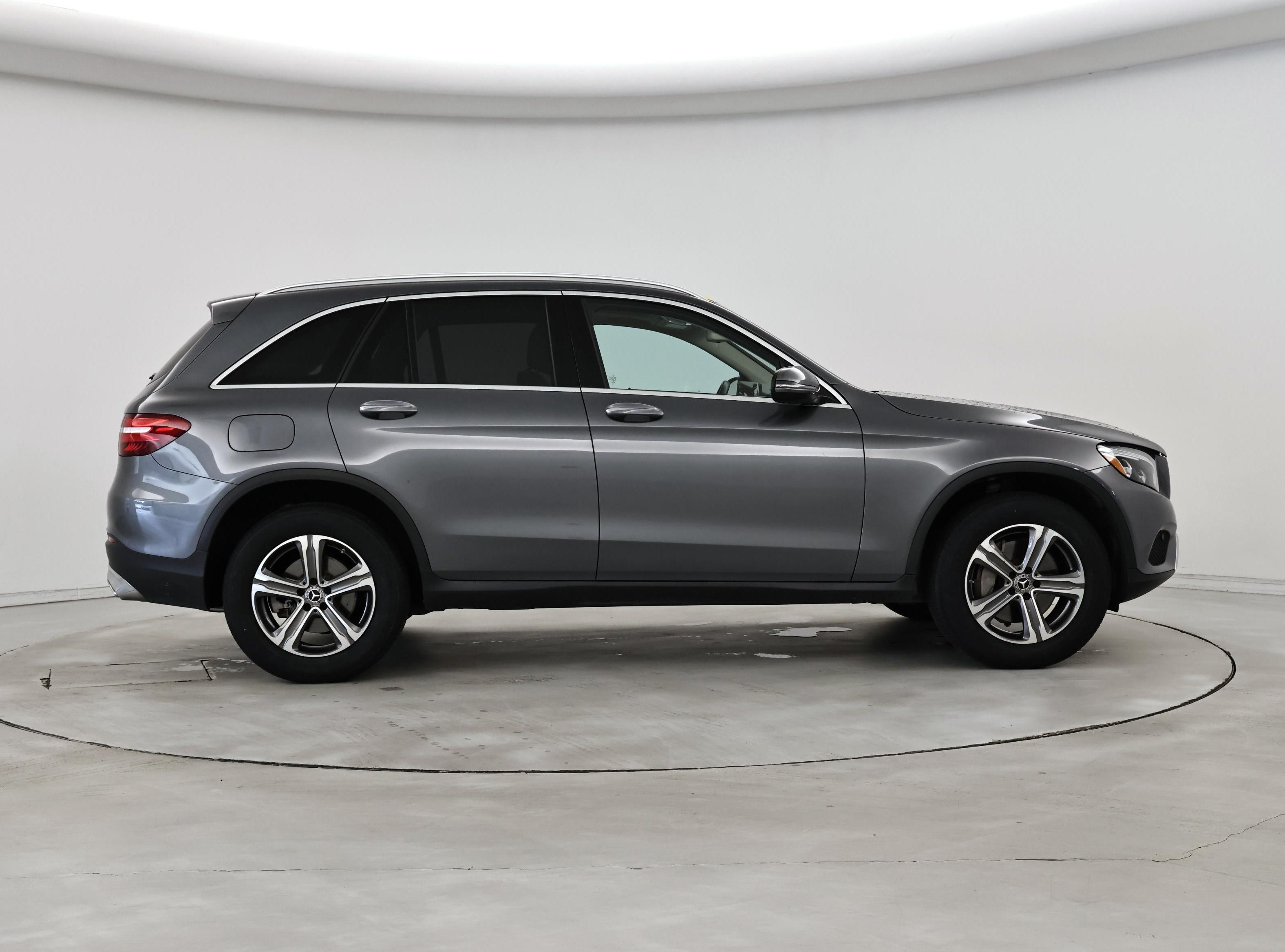 Thumbnail: 2018 Mercedes-Benz GLC - 7