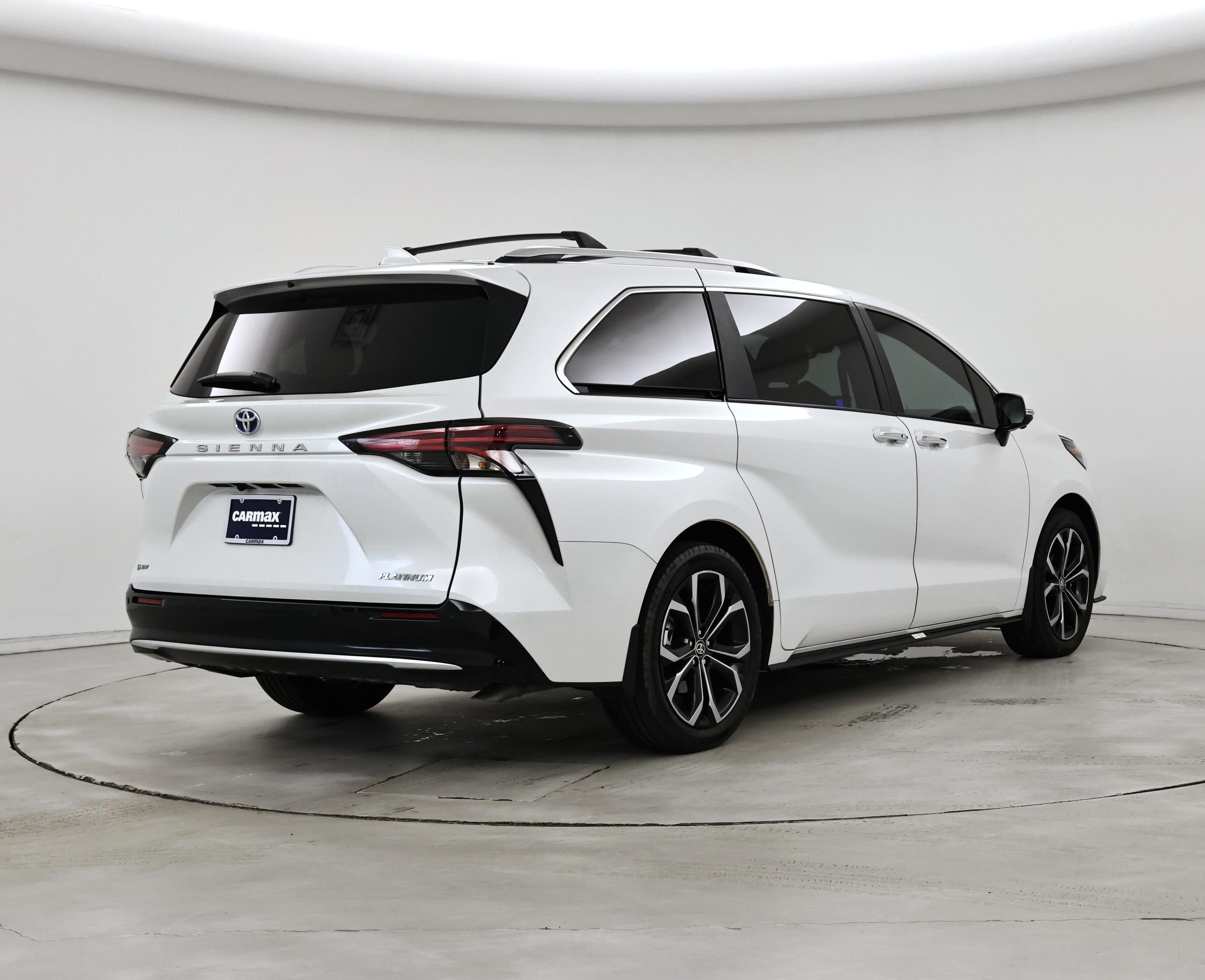 Thumbnail: 2025 Toyota Sienna - 8