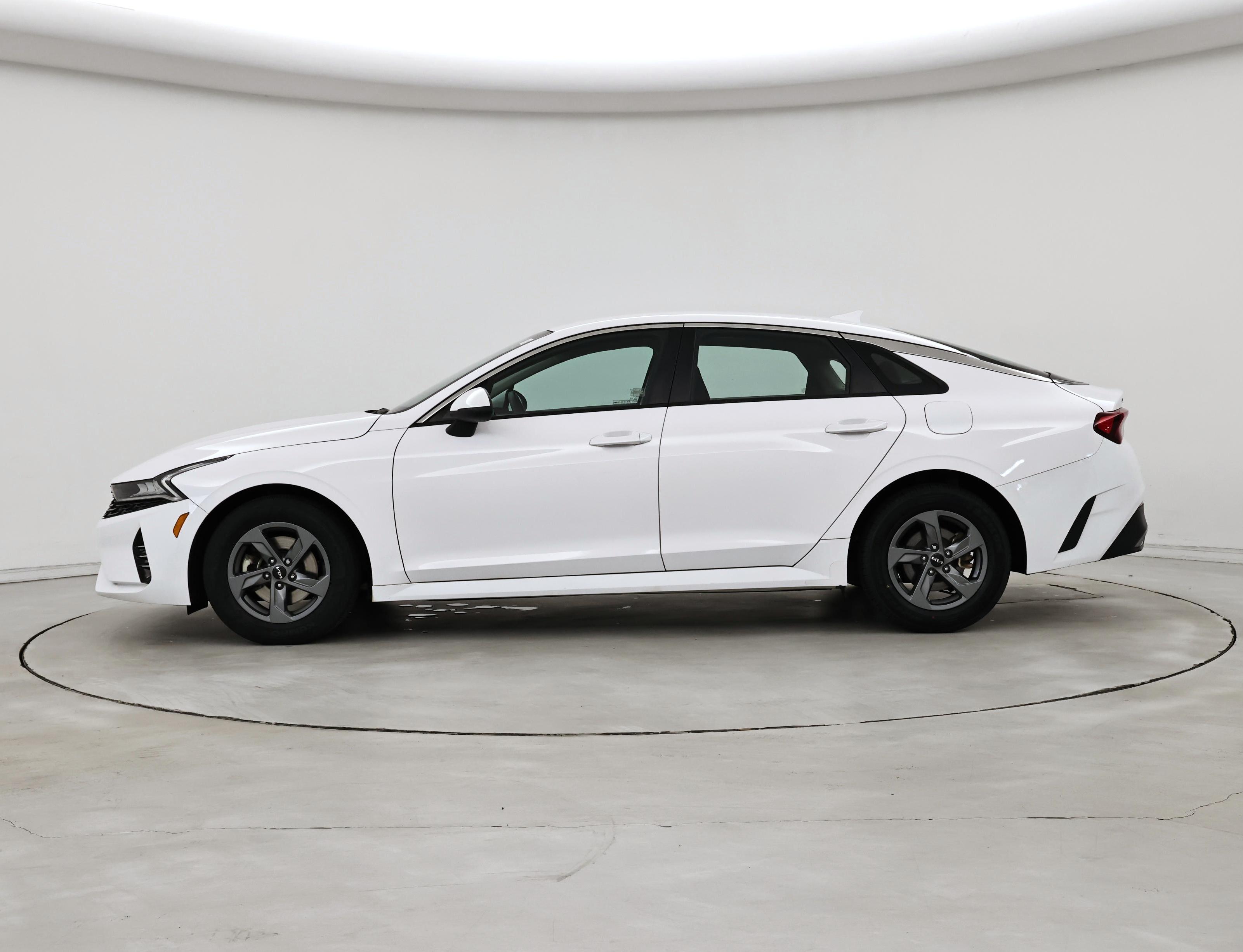 Thumbnail: 2022 Kia K5 - 3