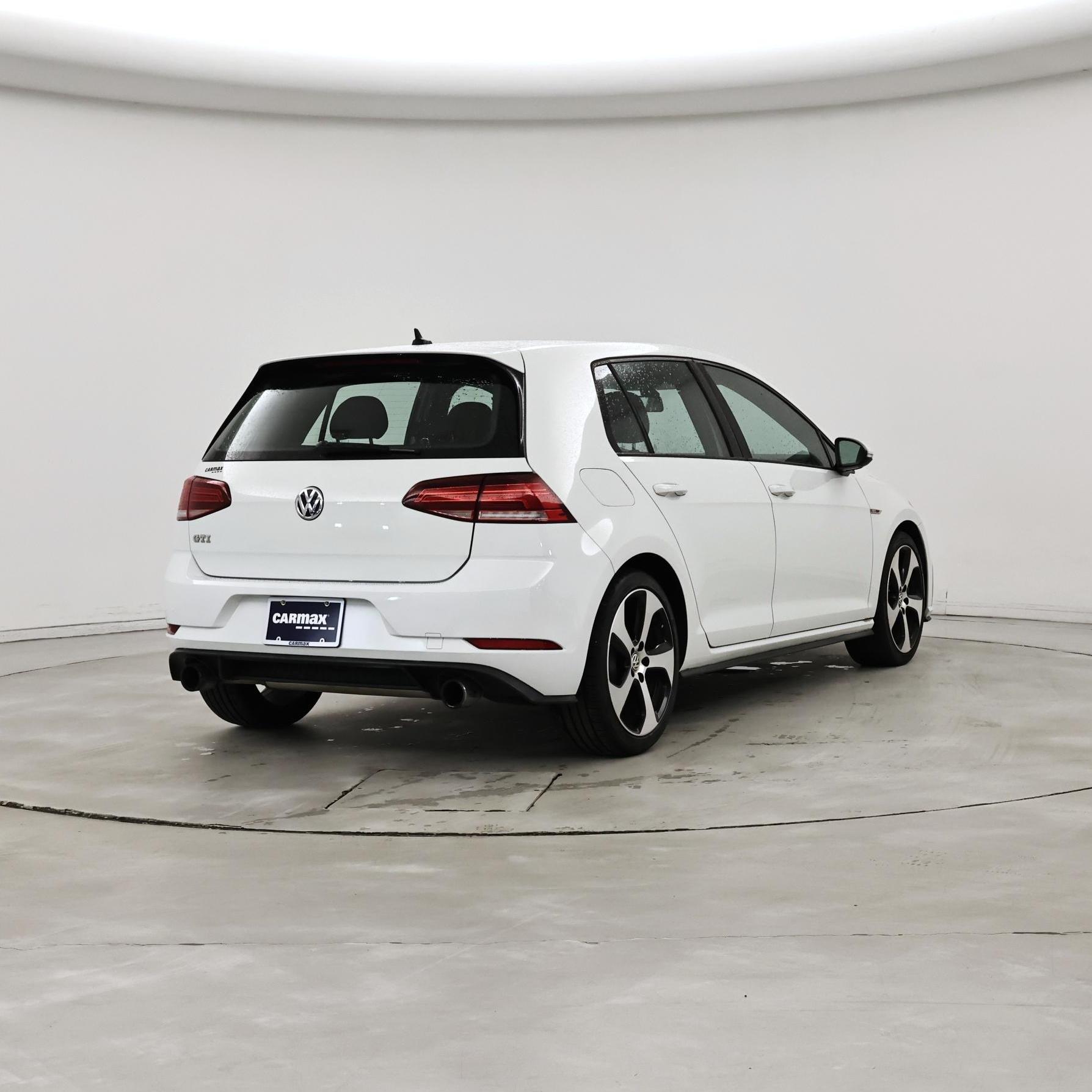 Thumbnail: 2018 Volkswagen Golf - 8