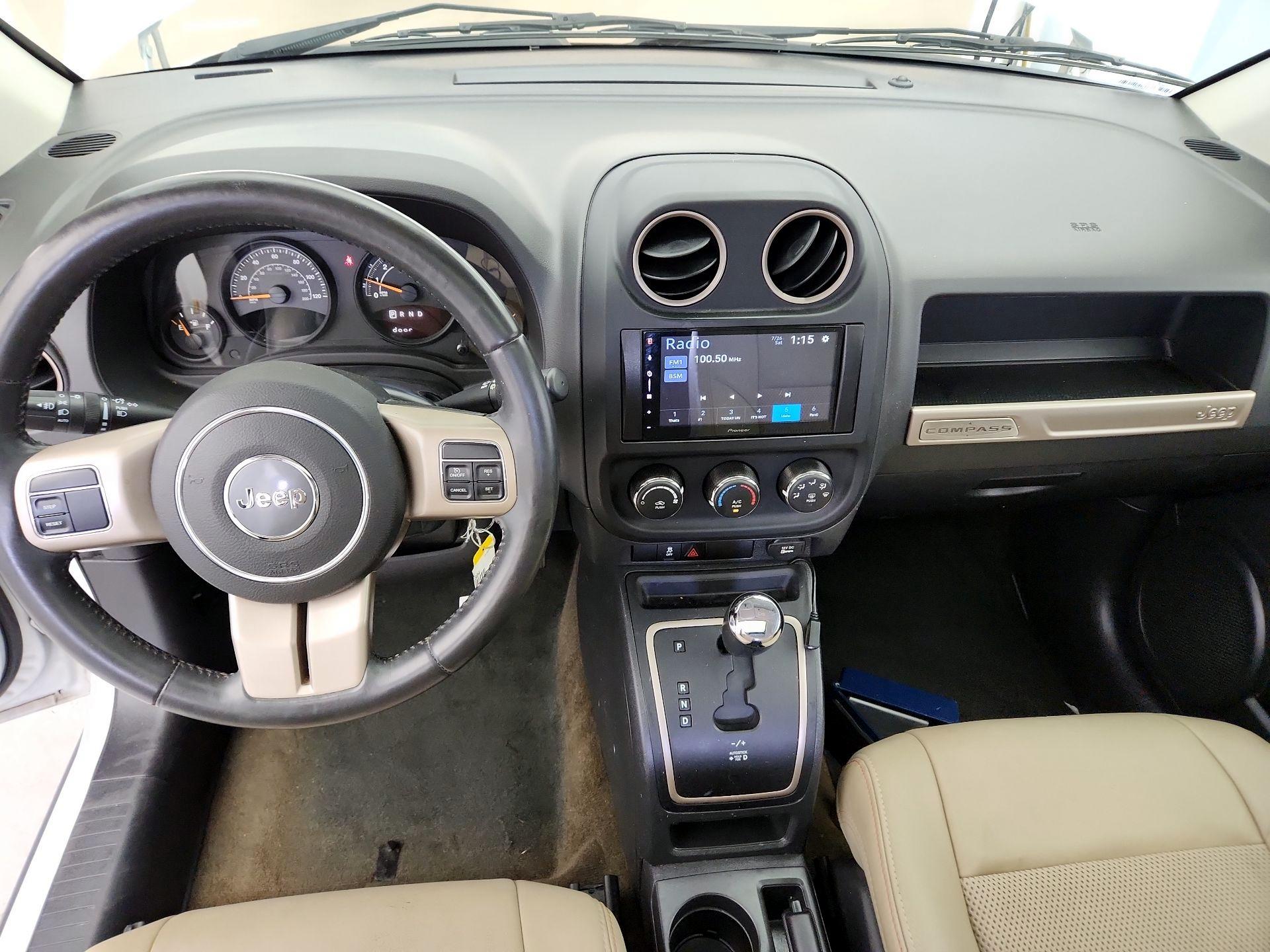 Thumbnail: 2016 Jeep Compass - 9