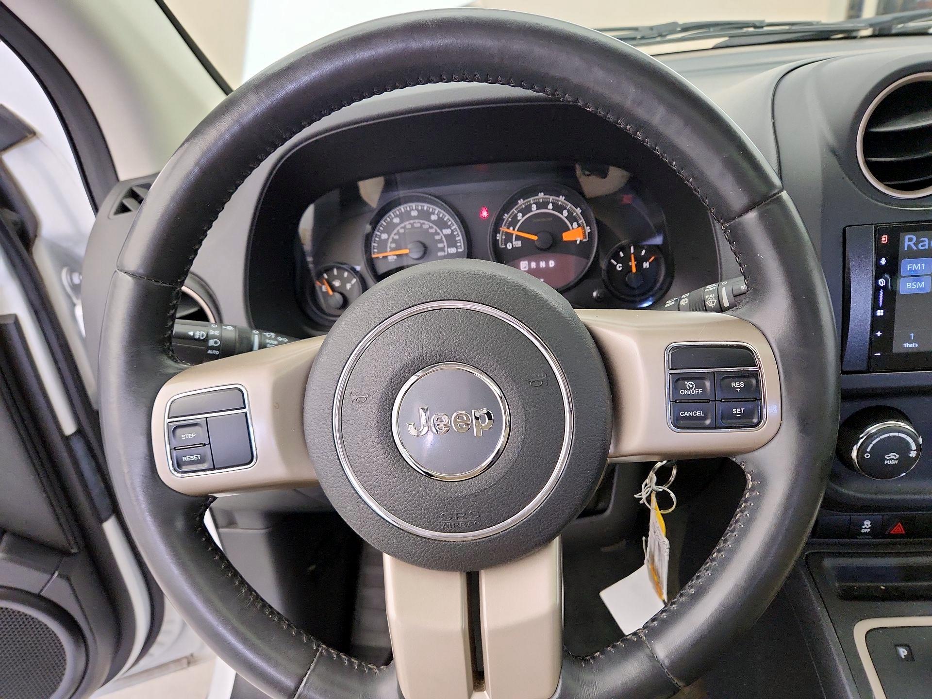 Thumbnail: 2016 Jeep Compass - 10