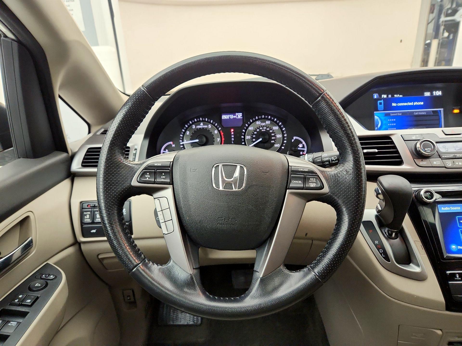 Thumbnail: 2014 Honda Odyssey - 10