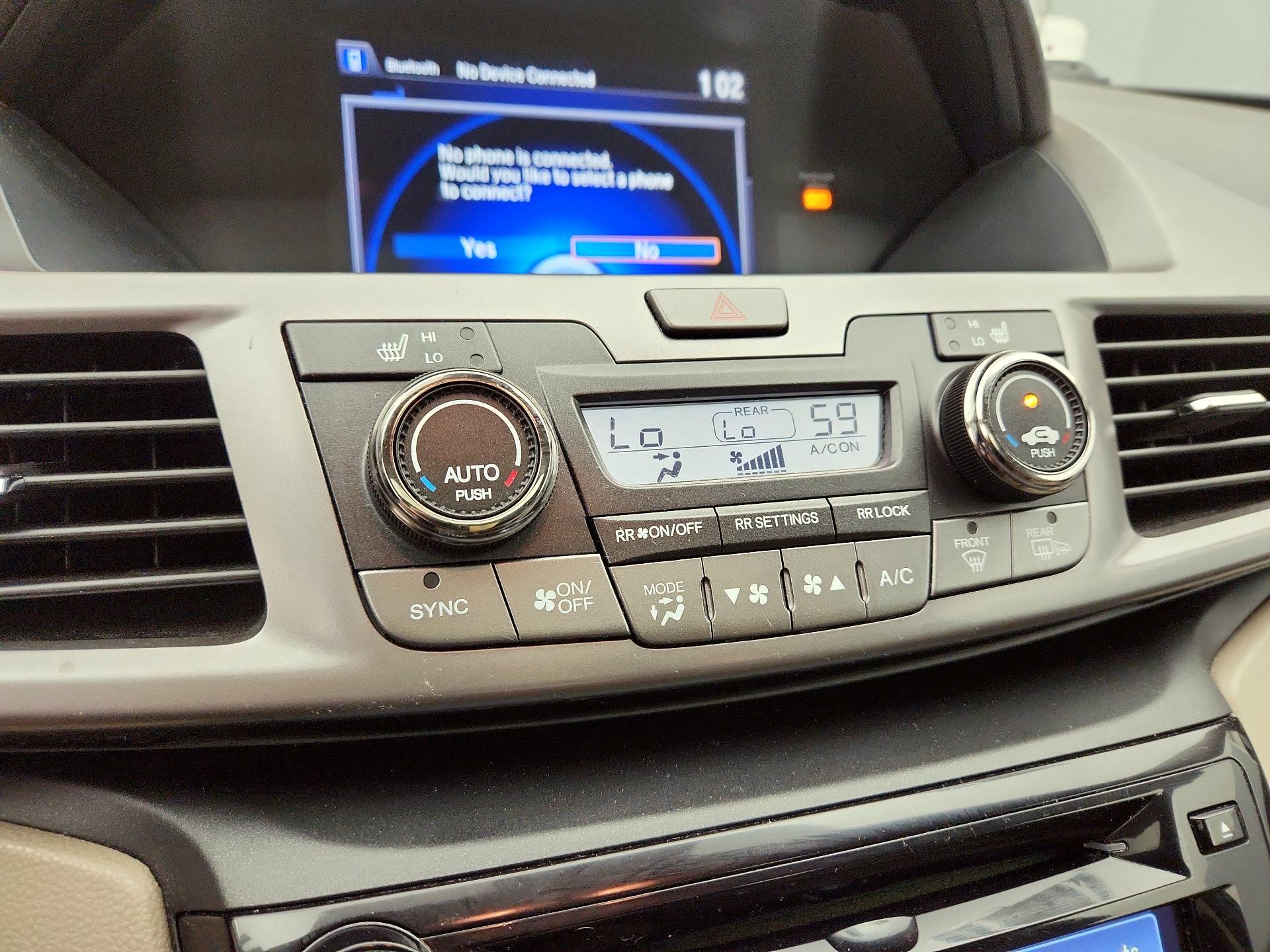 Thumbnail: 2014 Honda Odyssey - 16