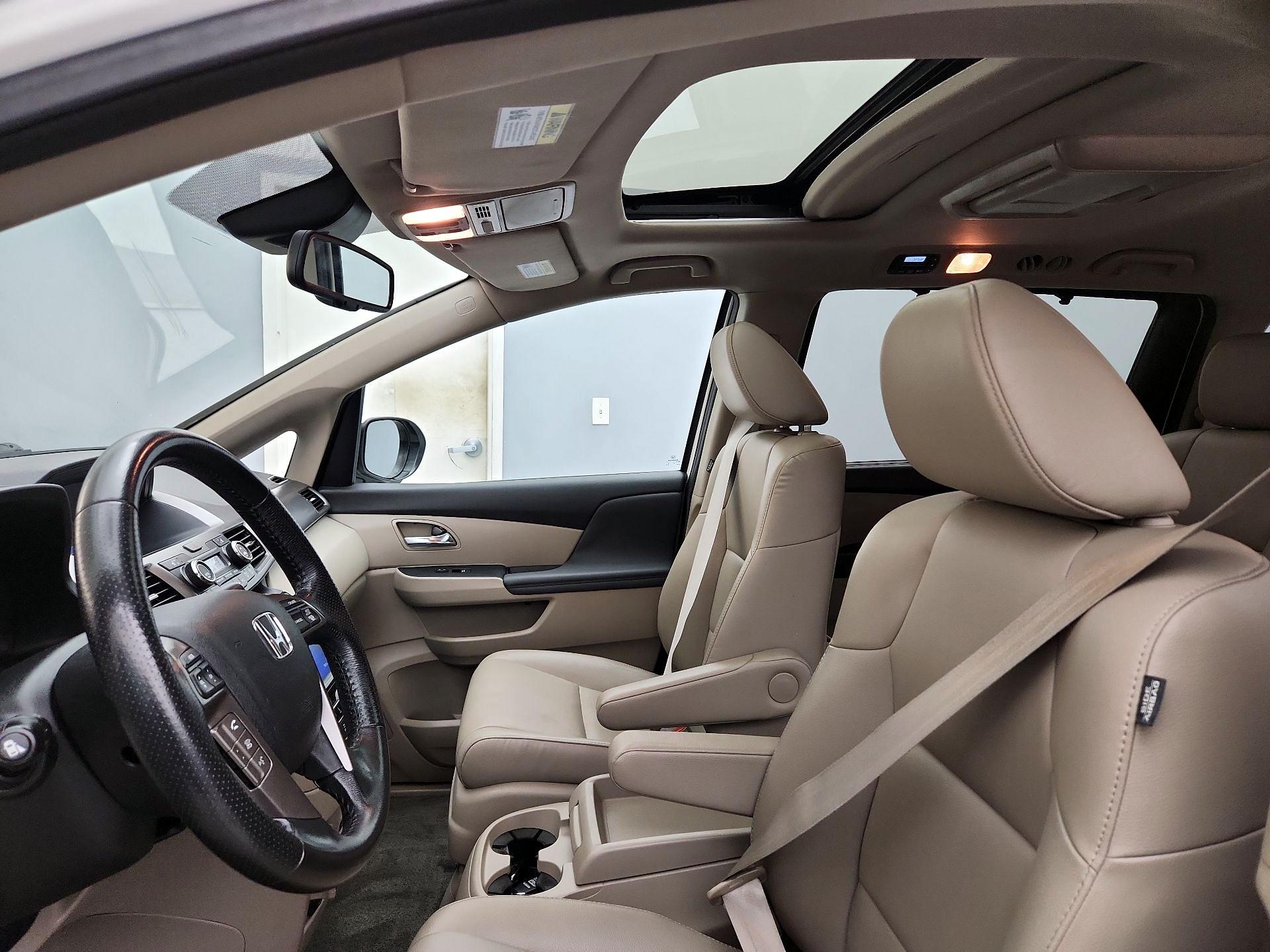 Thumbnail: 2014 Honda Odyssey - 19