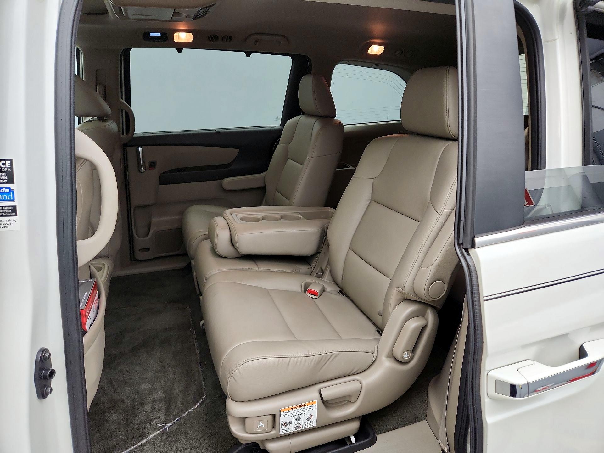 Thumbnail: 2014 Honda Odyssey - 20