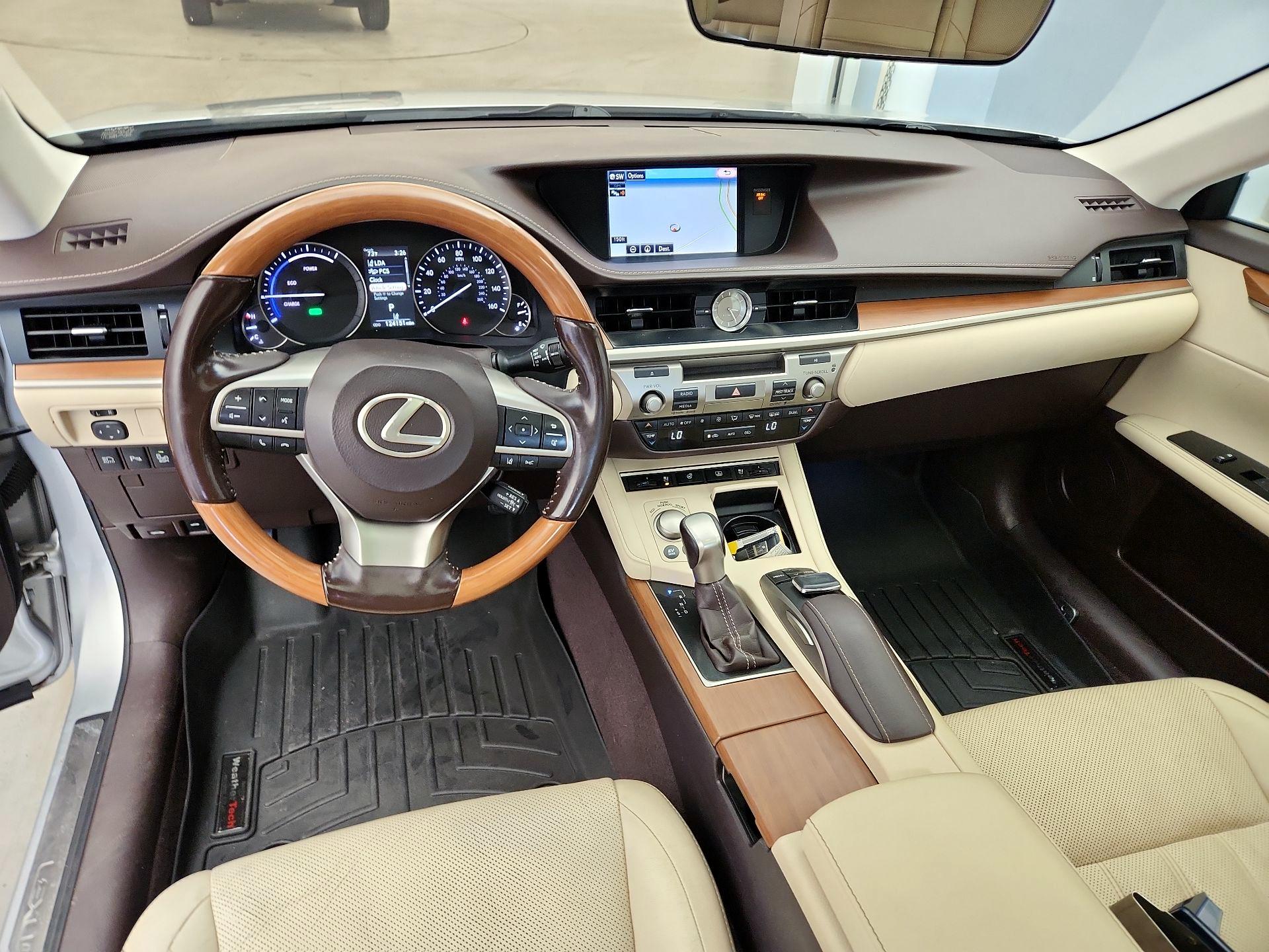 Thumbnail: 2016 Lexus ES - 9