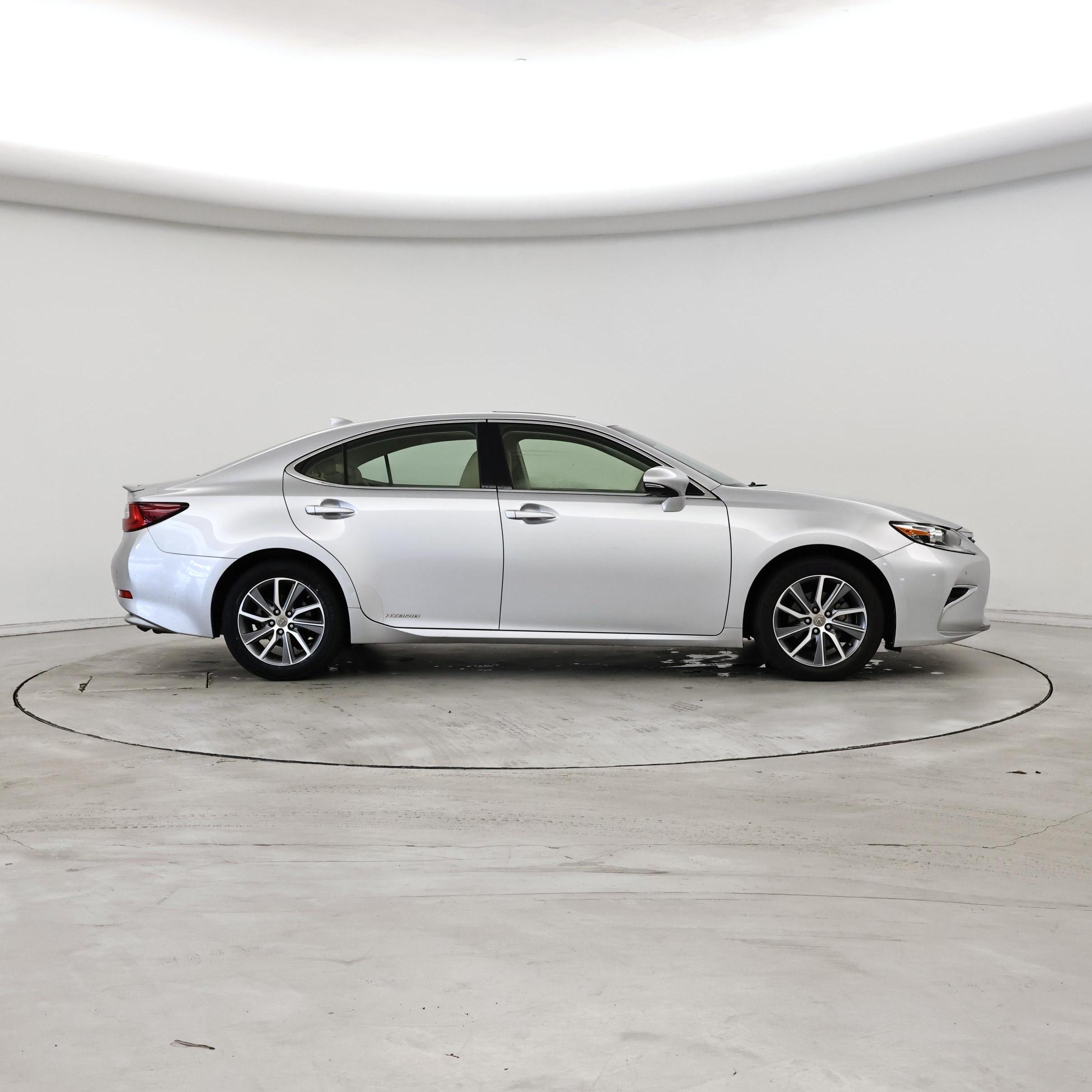 Thumbnail: 2016 Lexus ES - 7