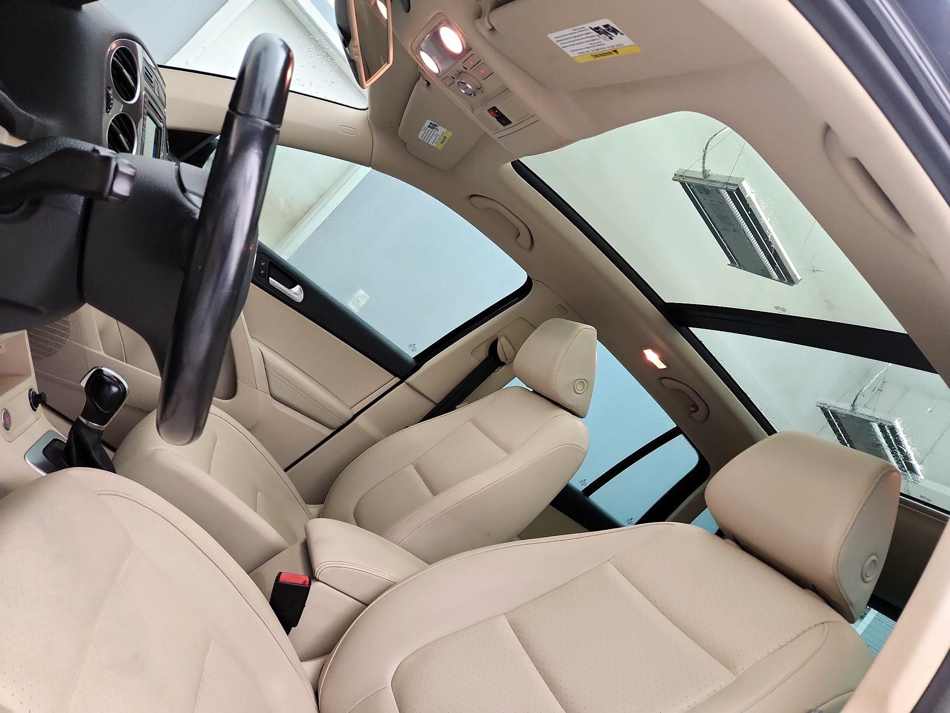 Thumbnail: 2017 Volkswagen Tiguan - 19