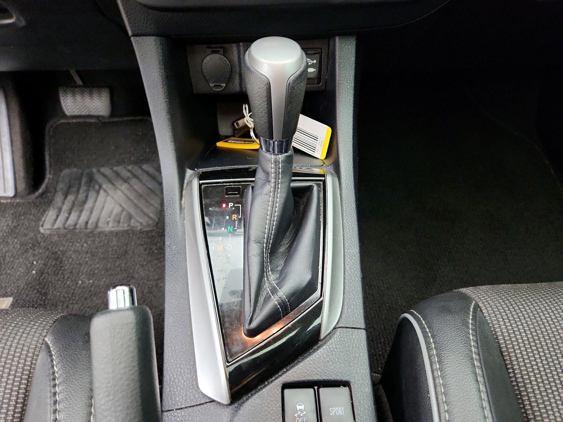 Thumbnail: 2016 Toyota Corolla - 17