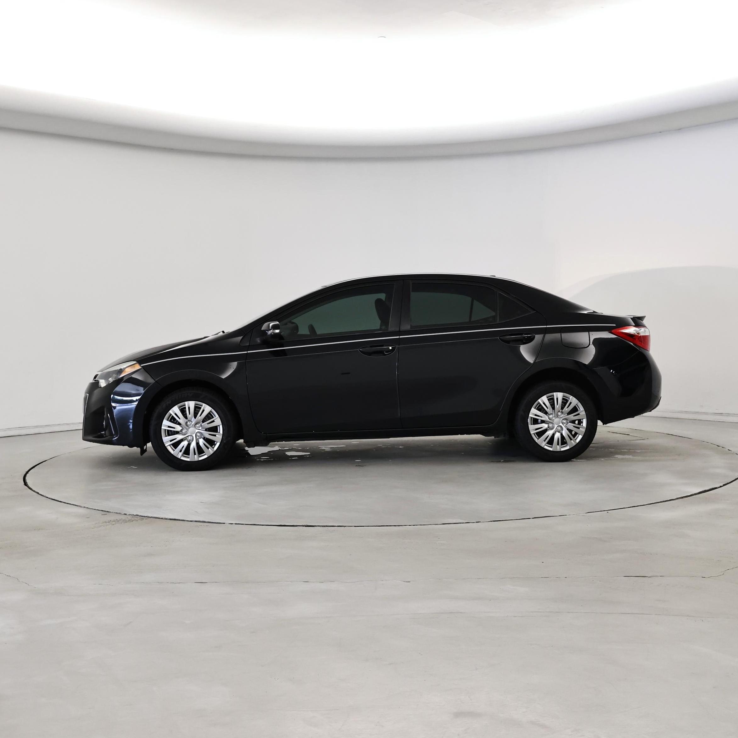 Thumbnail: 2016 Toyota Corolla - 3