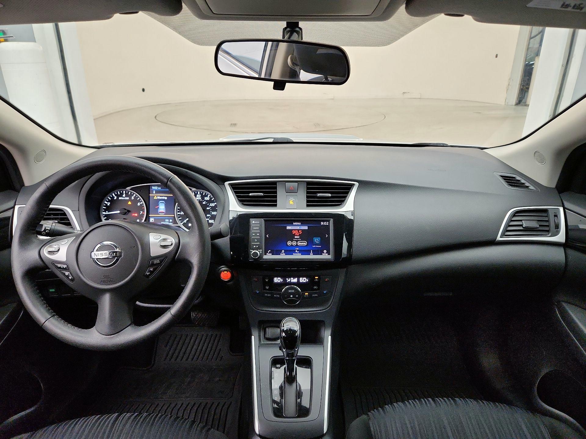 Thumbnail: 2019 Nissan Sentra - 9