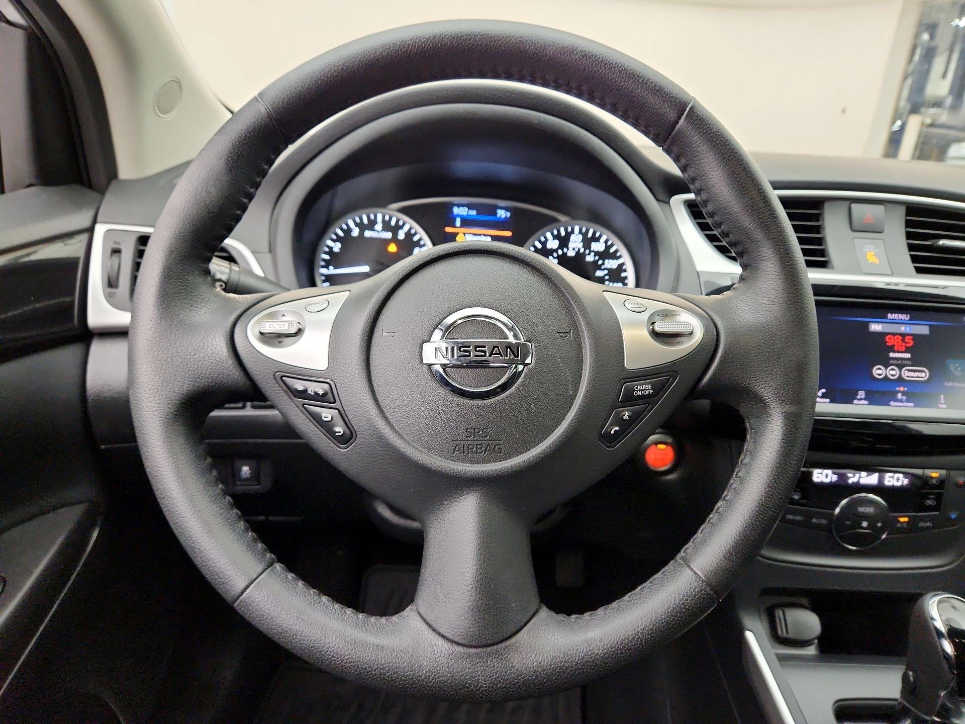 Thumbnail: 2019 Nissan Sentra - 10