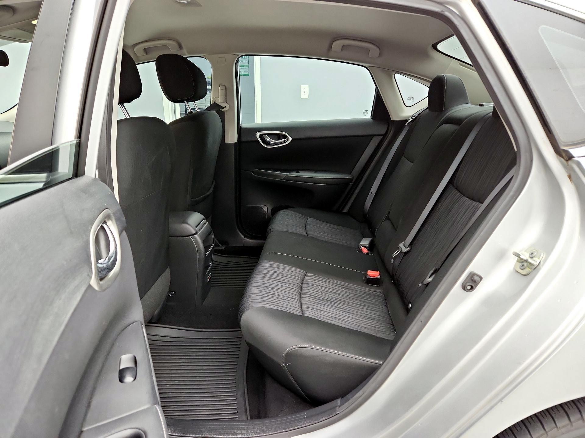 Thumbnail: 2019 Nissan Sentra - 19