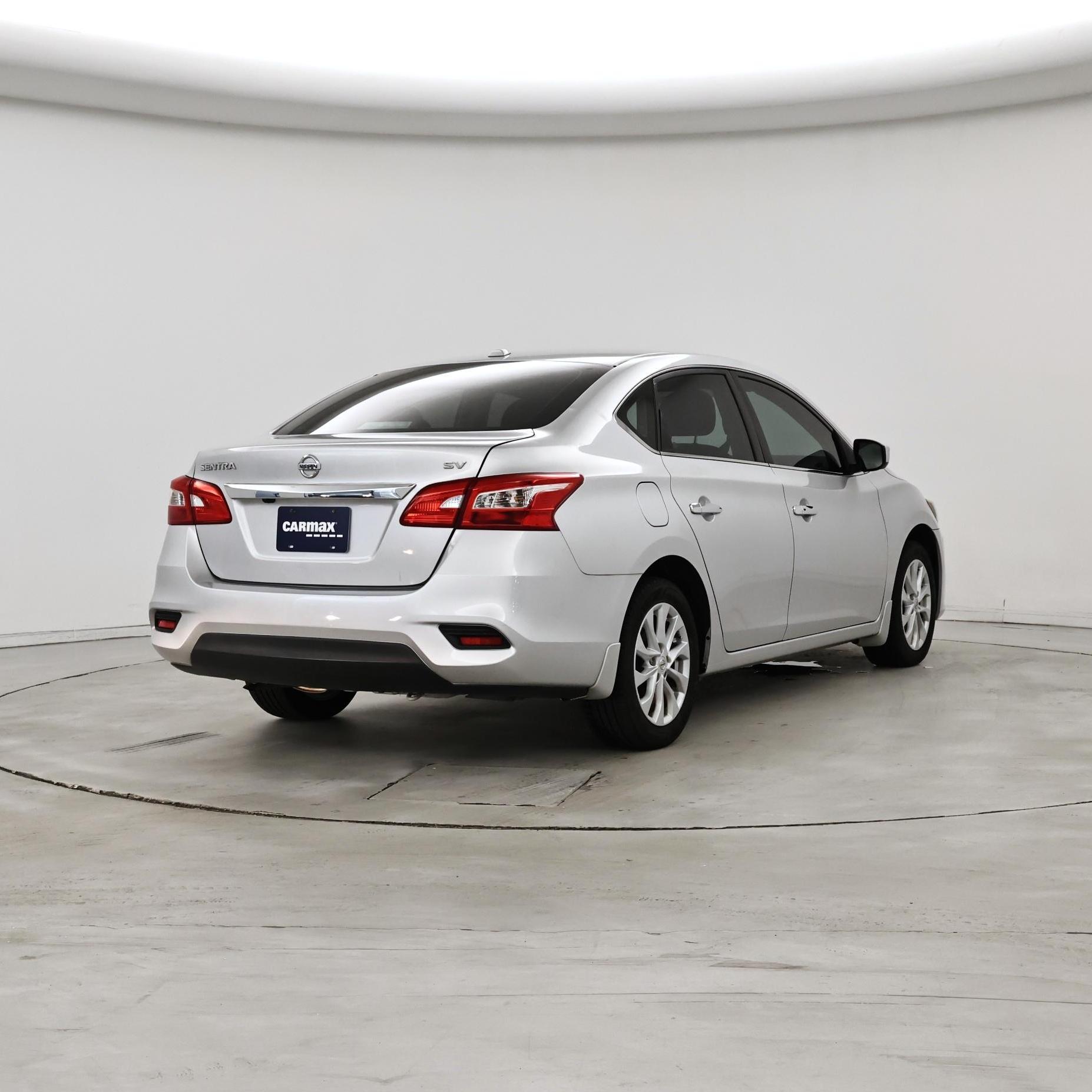 Thumbnail: 2019 Nissan Sentra - 8