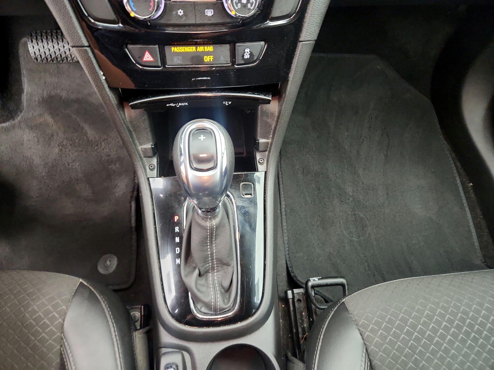 Thumbnail: 2019 Buick Encore - 17