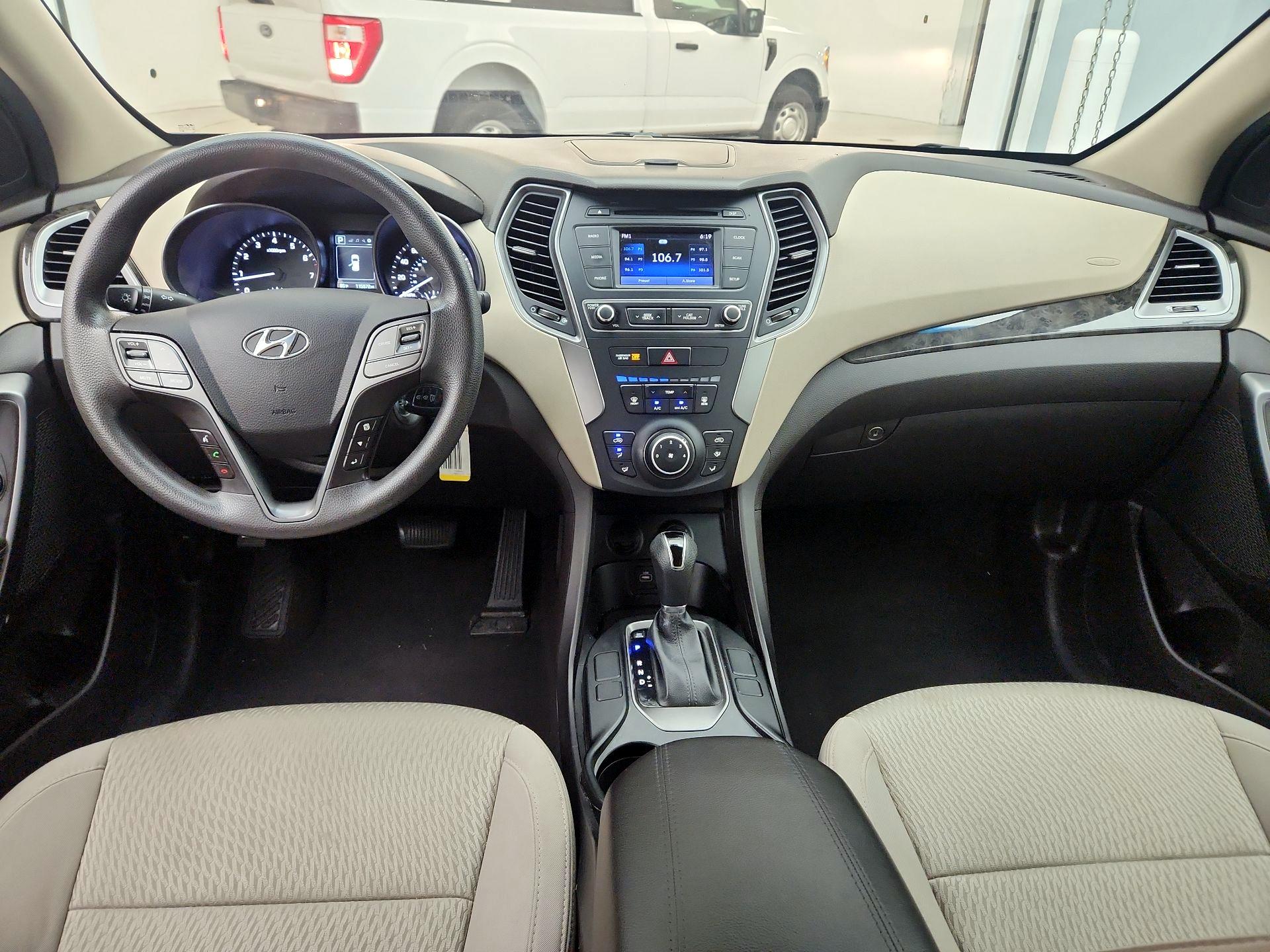 Thumbnail: 2017 Hyundai Santa Fe - 9