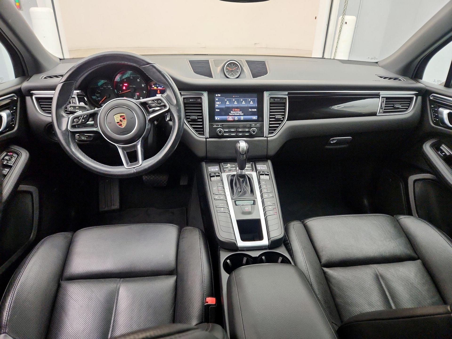Thumbnail: 2018 Porsche Macan - 9