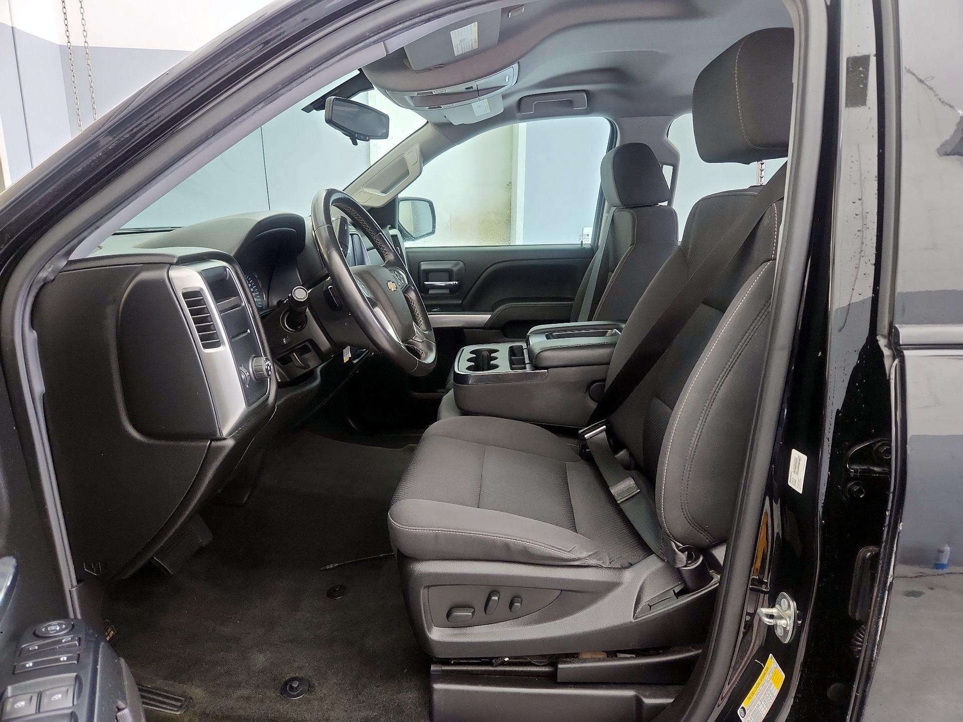 Thumbnail: 2018 Chevrolet Silverado 1500 - 11