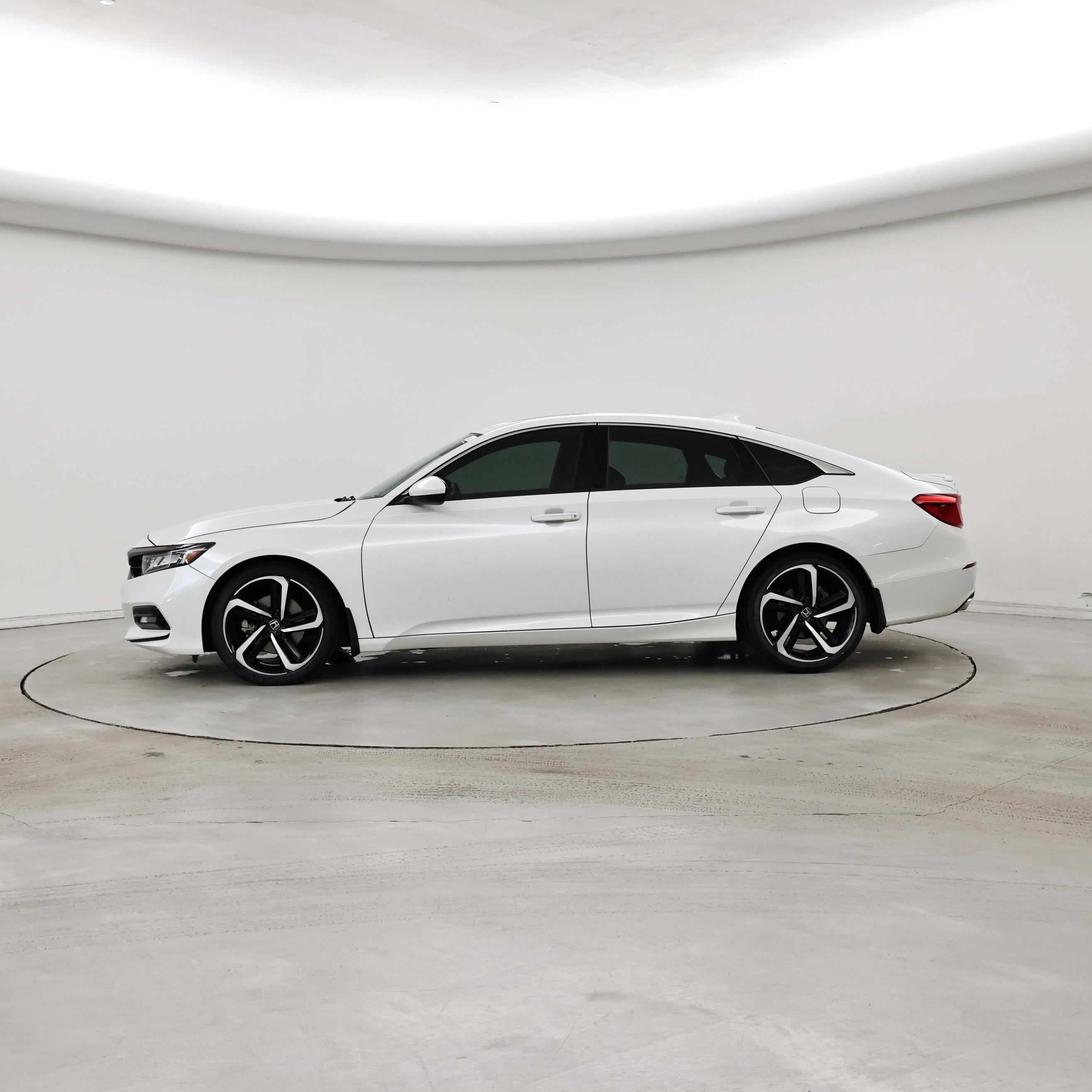 Thumbnail: 2018 Honda Accord - 3