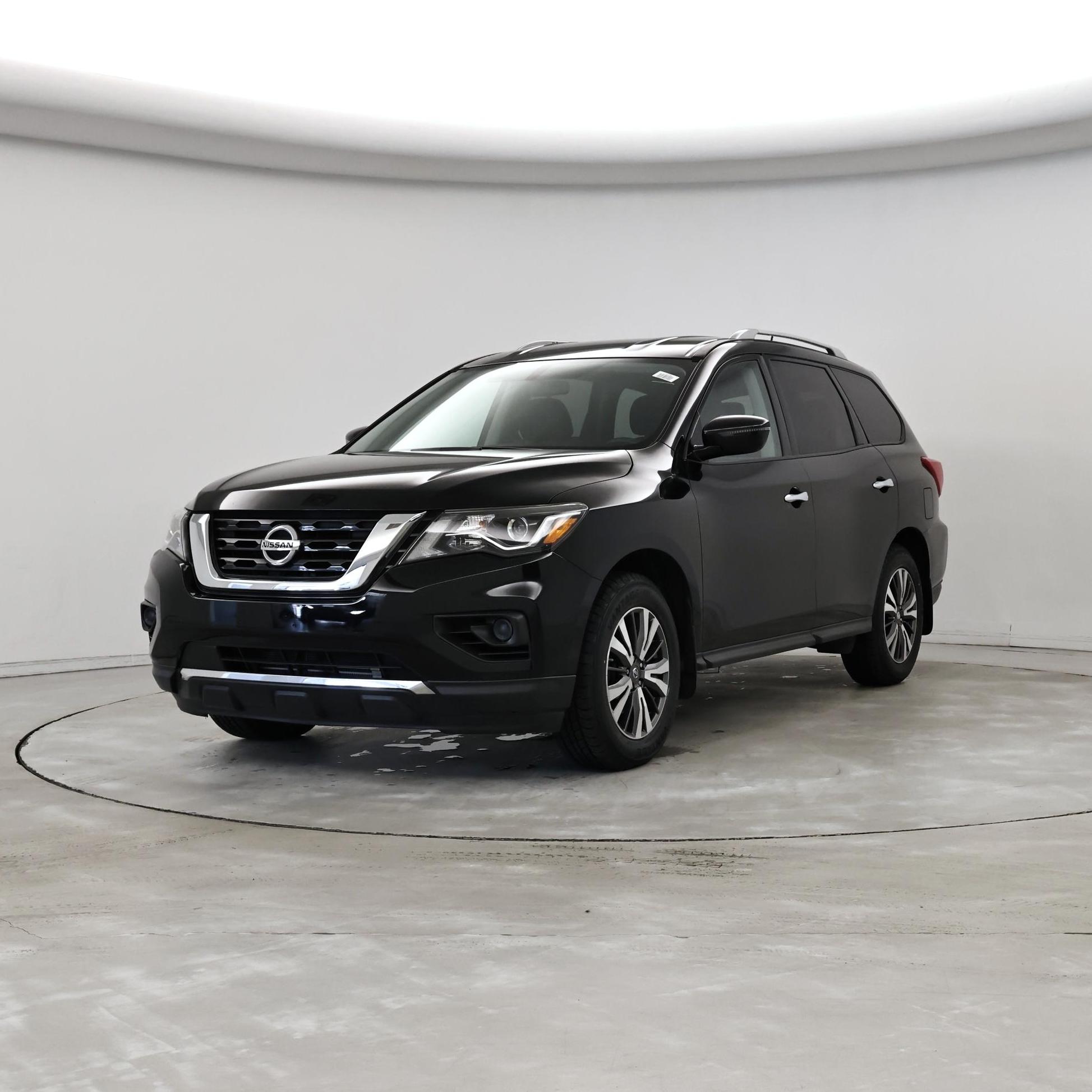 Thumbnail: 2017 Nissan Pathfinder - 4