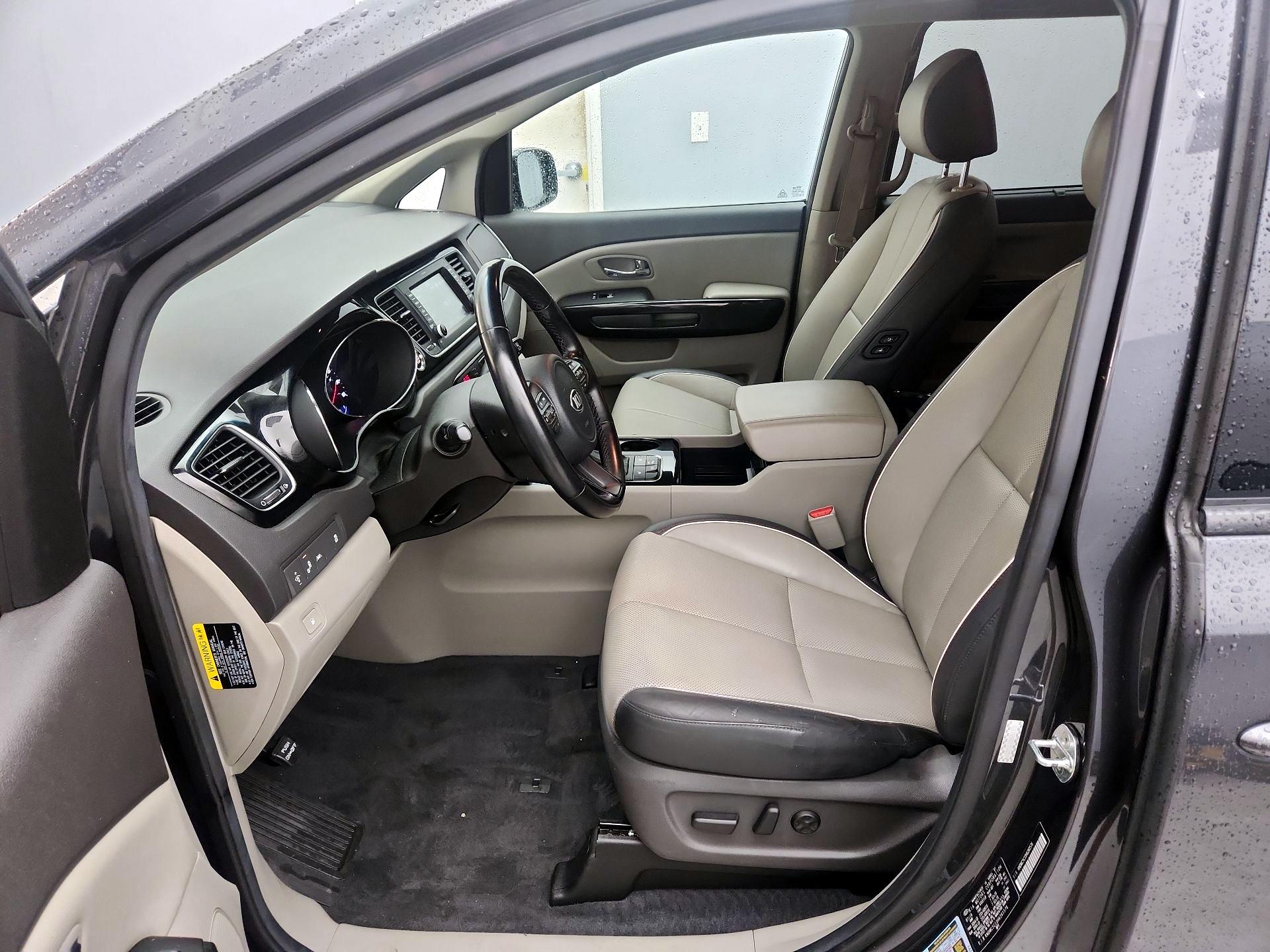 Thumbnail: 2017 Kia Sedona - 11