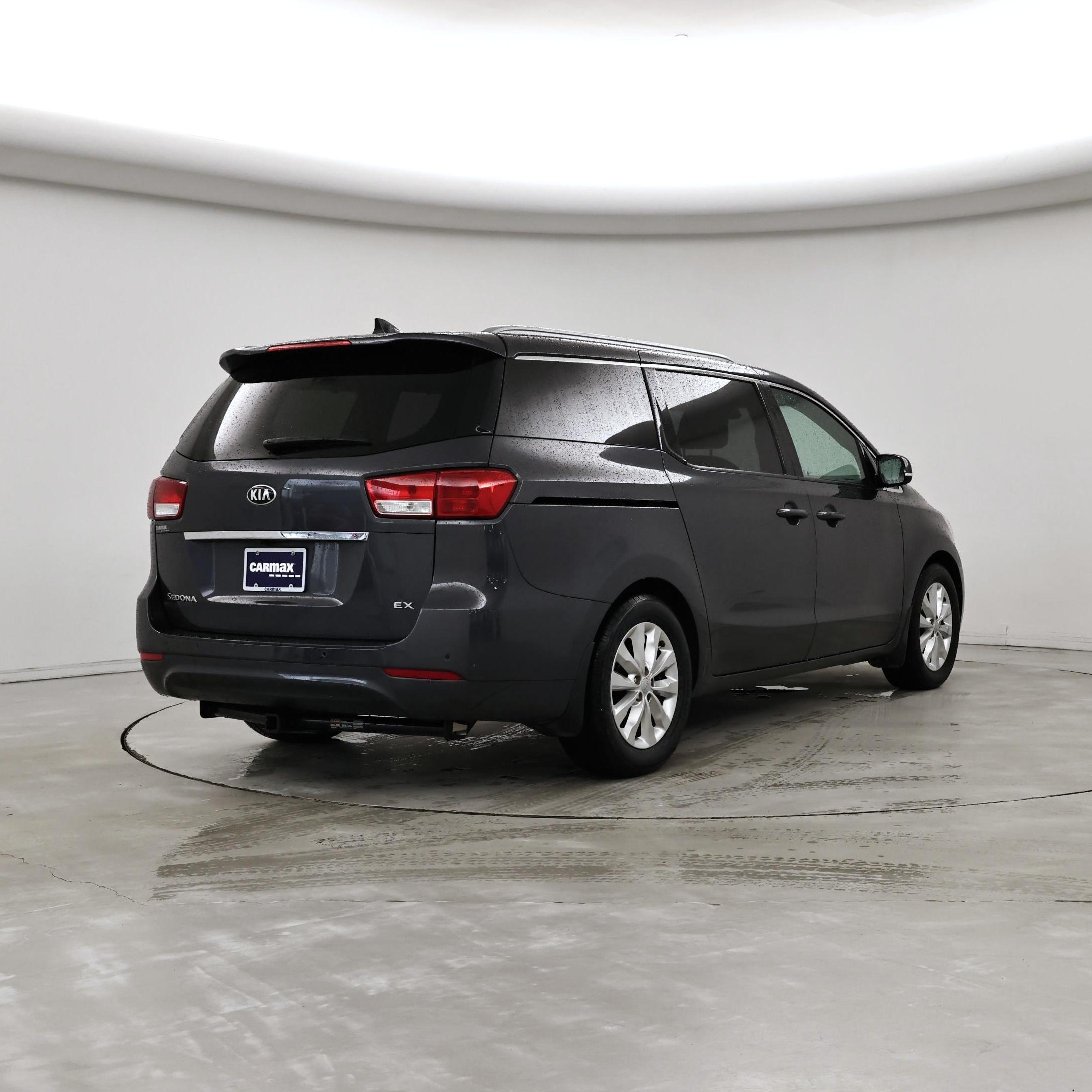 Thumbnail: 2017 Kia Sedona - 8