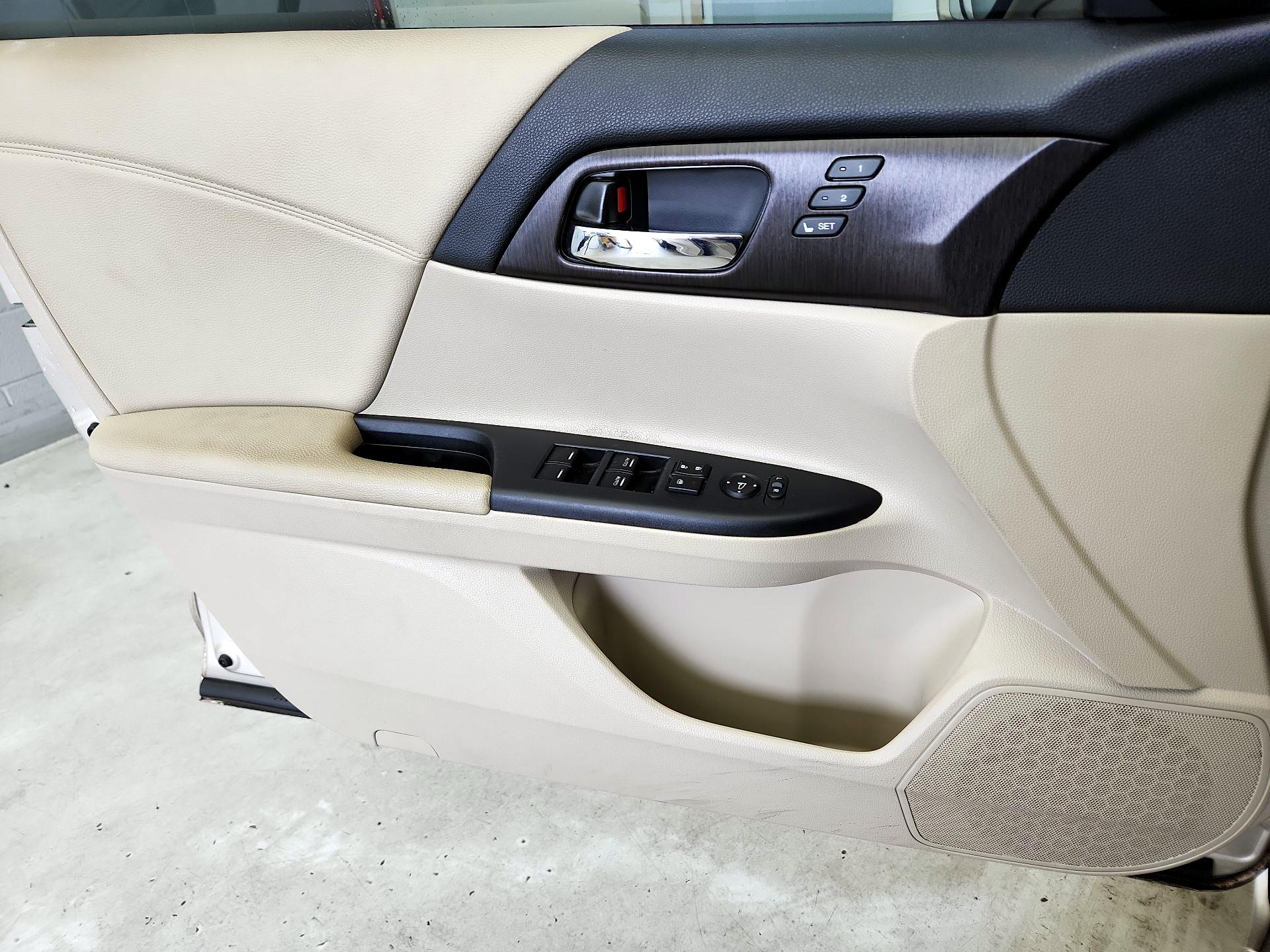 Thumbnail: 2014 Honda Accord - 12