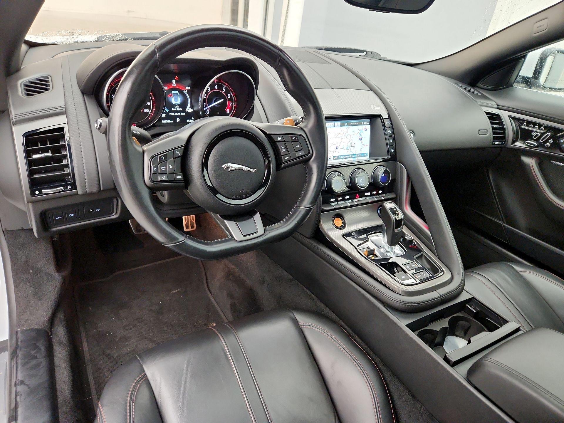 Thumbnail: 2016 Jaguar F-Type - 9