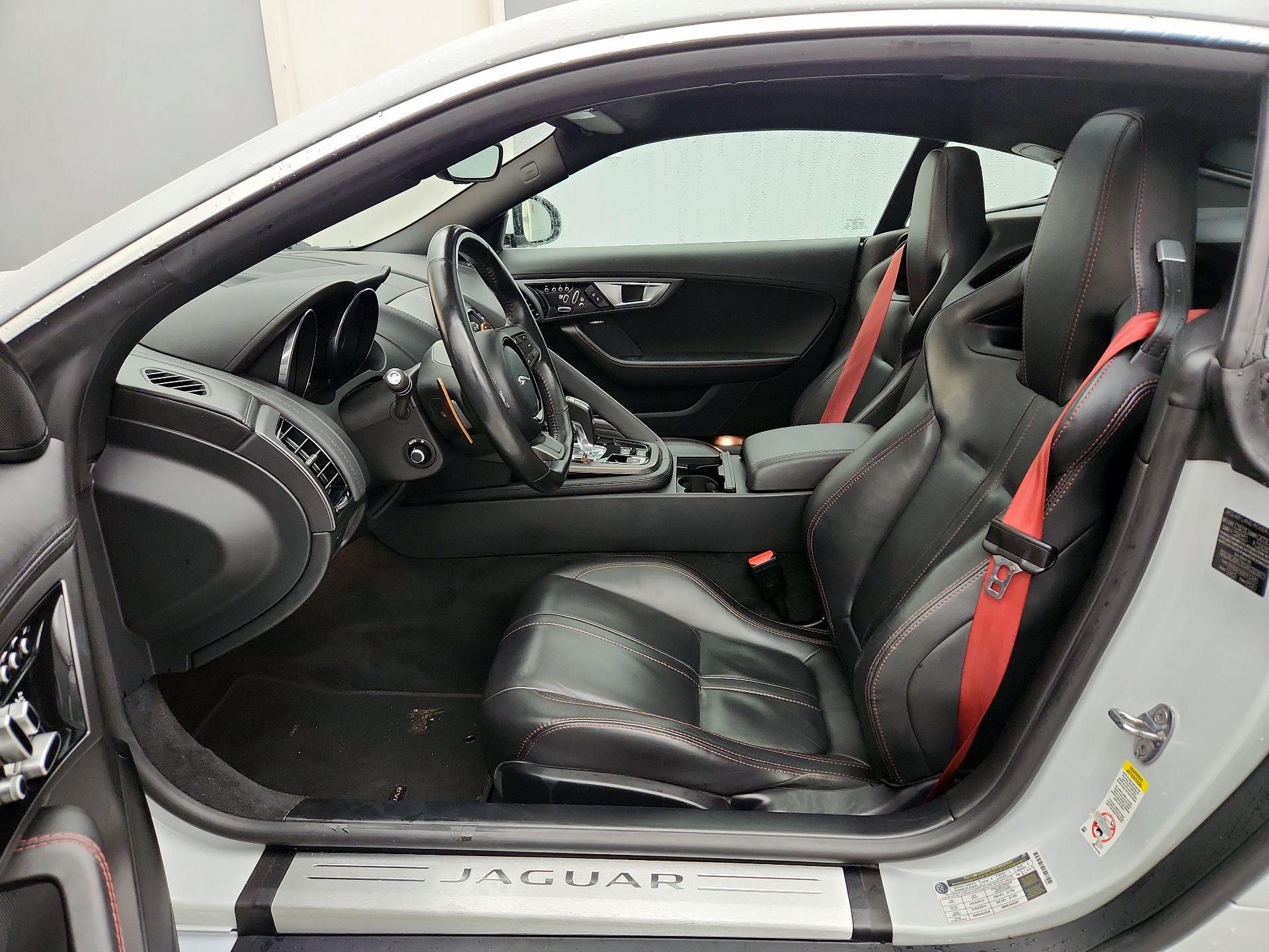 Thumbnail: 2016 Jaguar F-Type - 11