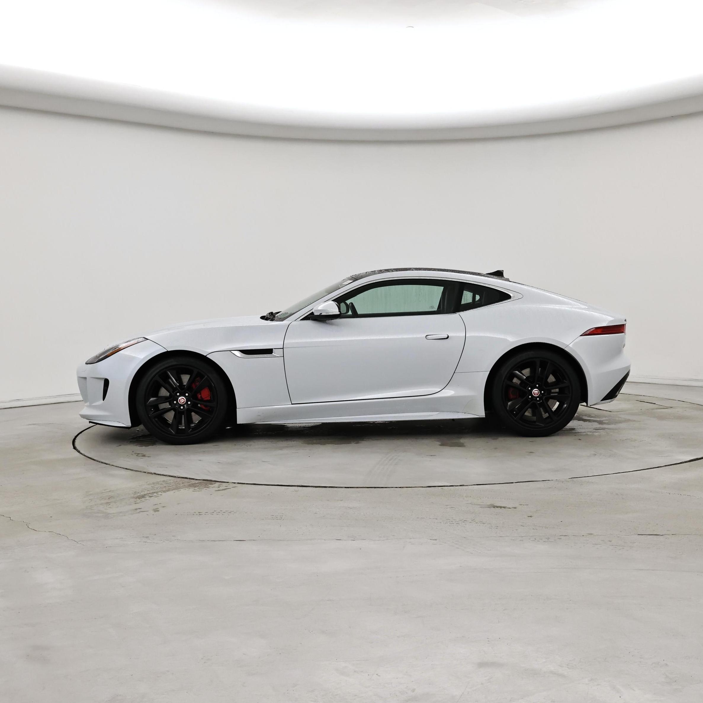 Thumbnail: 2016 Jaguar F-Type - 3
