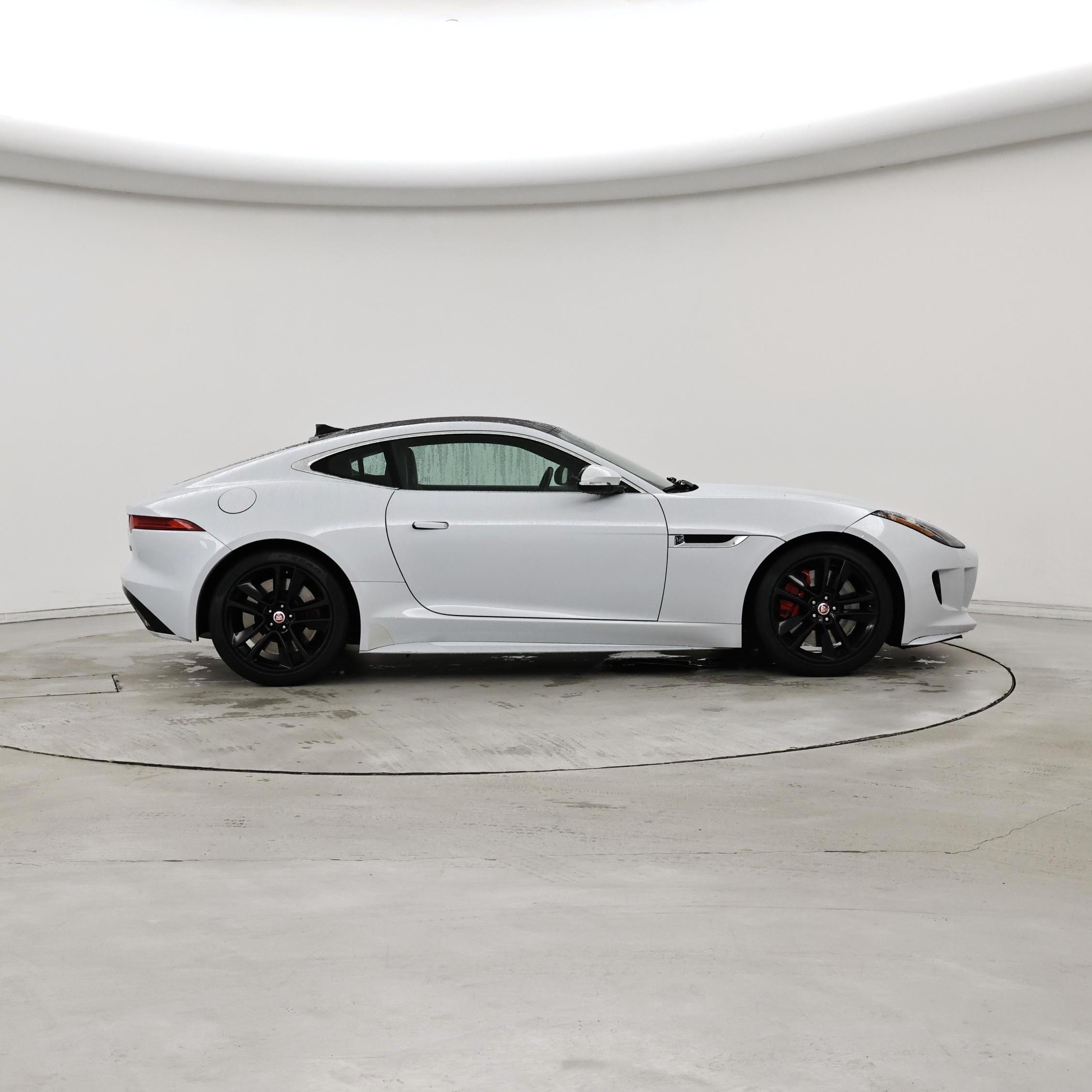 Thumbnail: 2016 Jaguar F-Type - 7