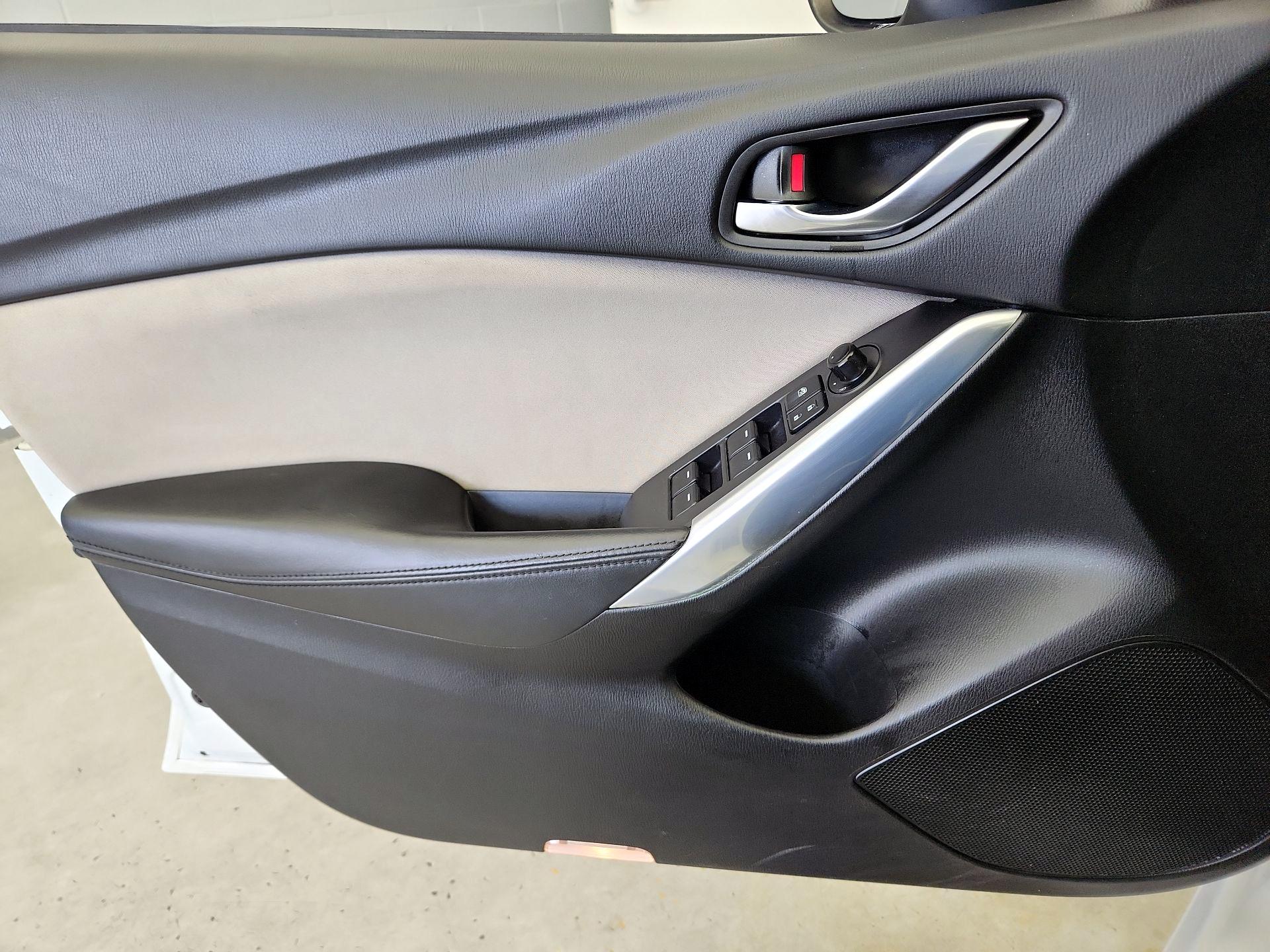 Thumbnail: 2015 Mazda Mazda6 - 12