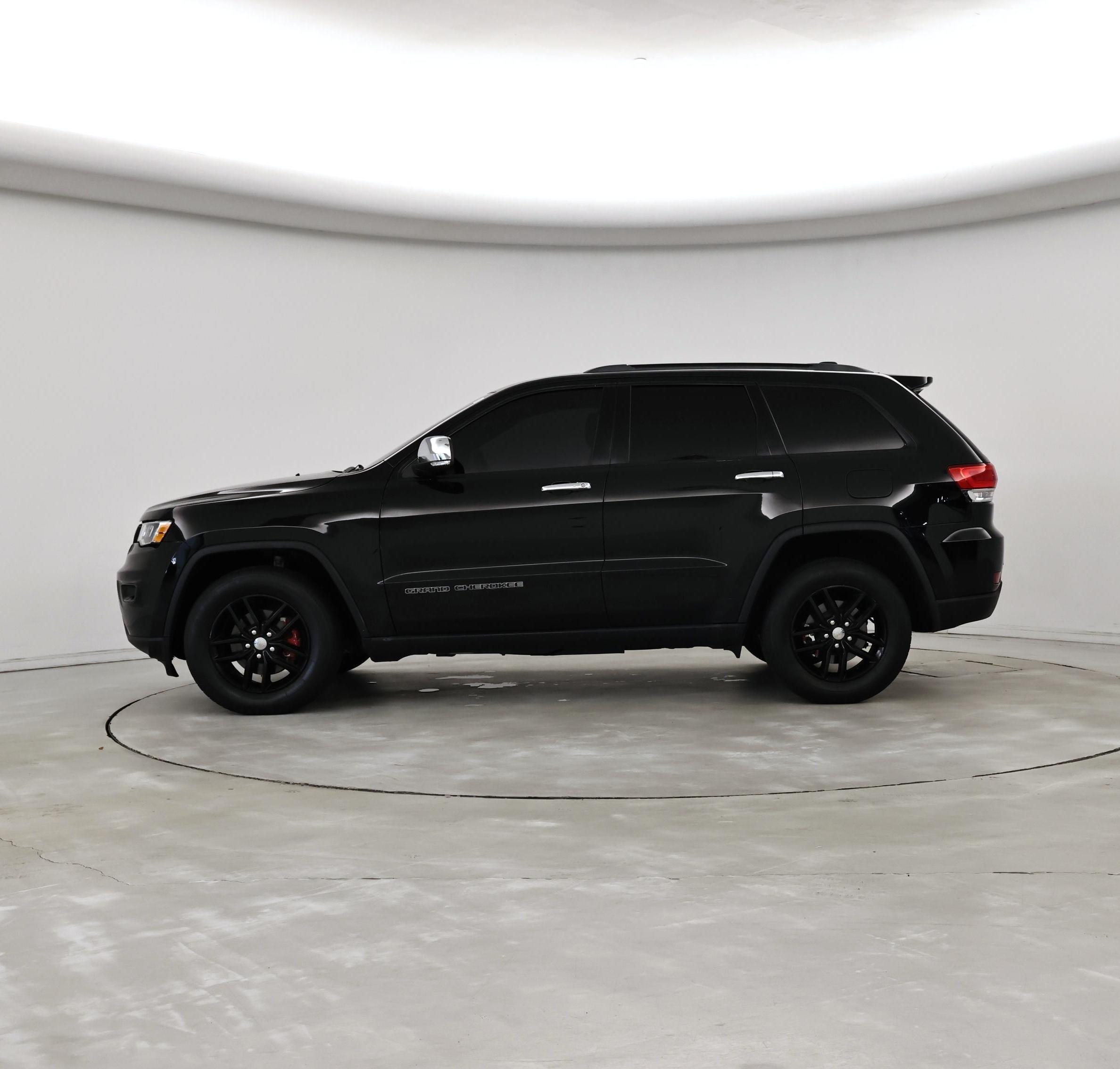 Thumbnail: 2018 Jeep Grand Cherokee - 3