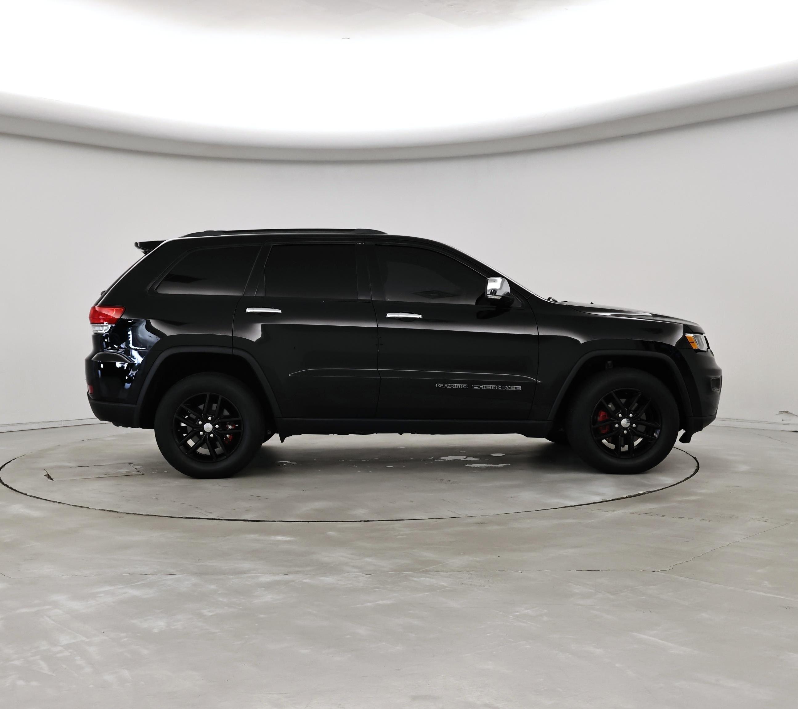 Thumbnail: 2018 Jeep Grand Cherokee - 7