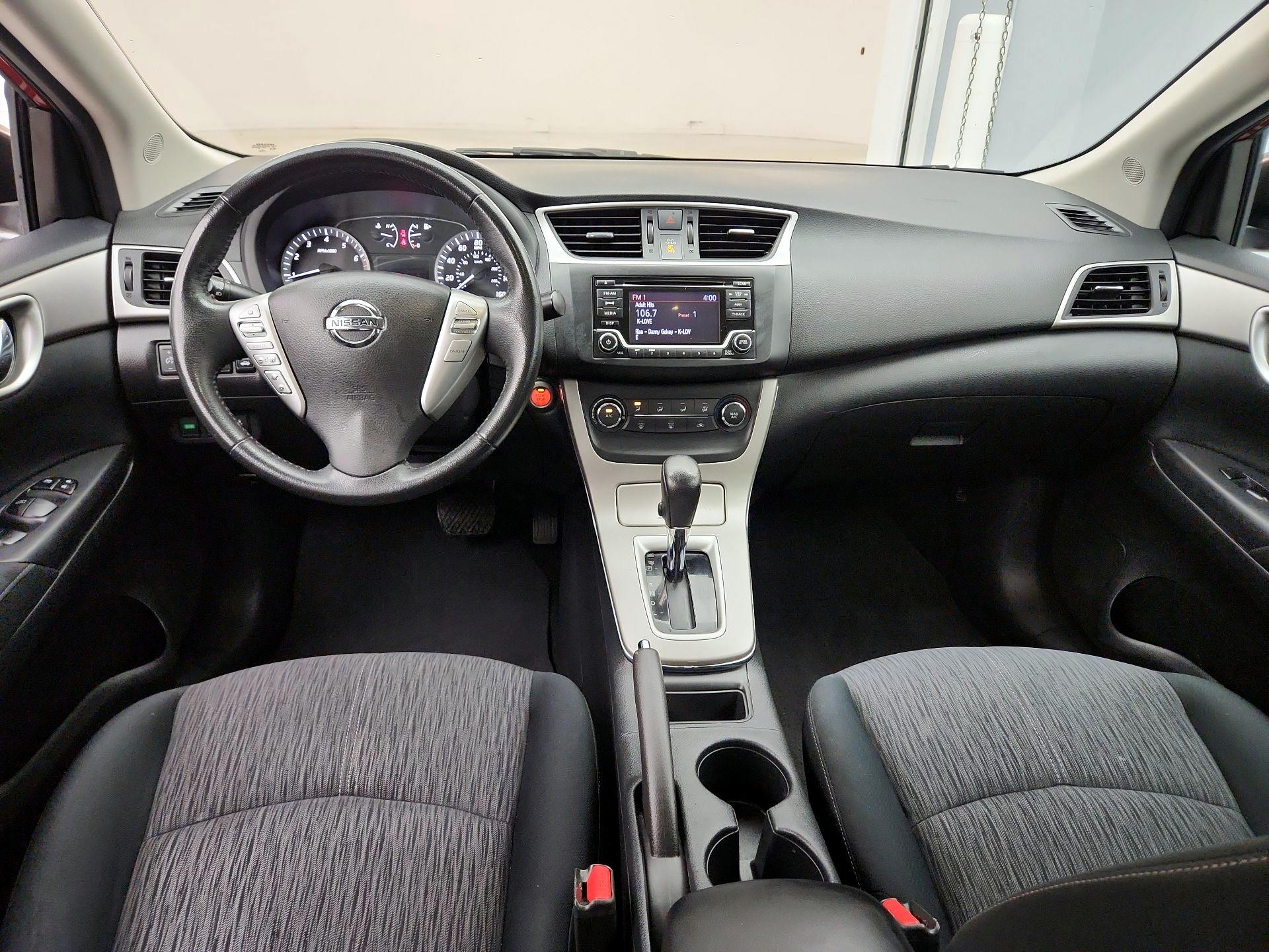 Thumbnail: 2015 Nissan Sentra - 9