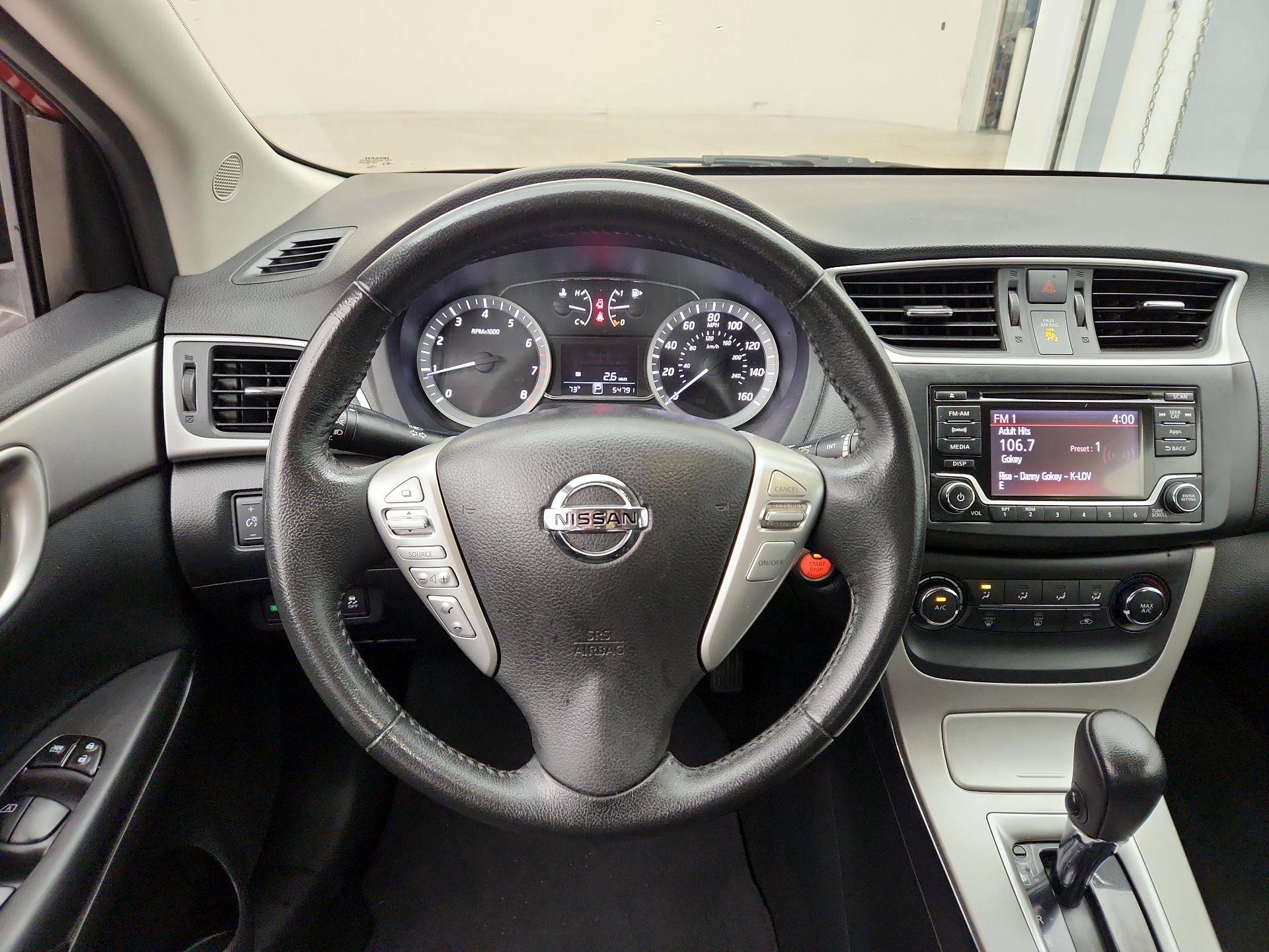 Thumbnail: 2015 Nissan Sentra - 10