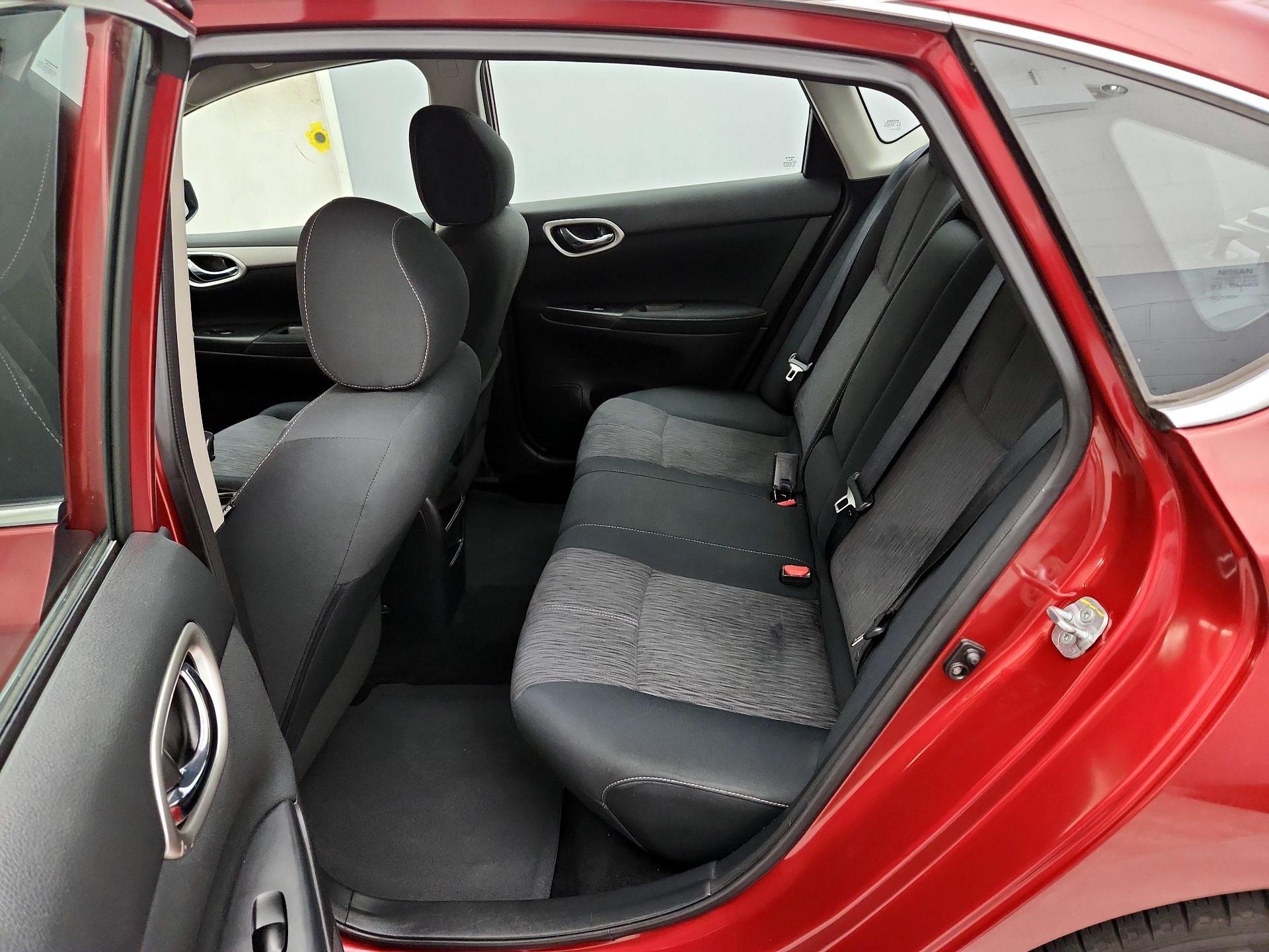 Thumbnail: 2015 Nissan Sentra - 19