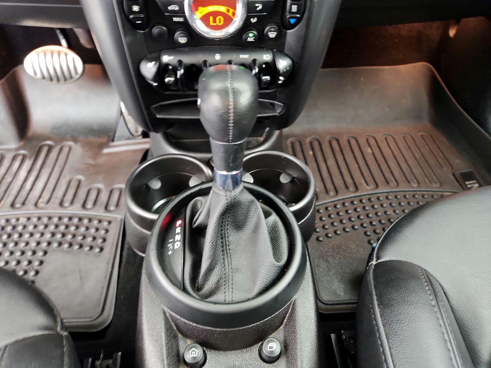 Thumbnail: 2015 MINI Cooper Countryman - 15