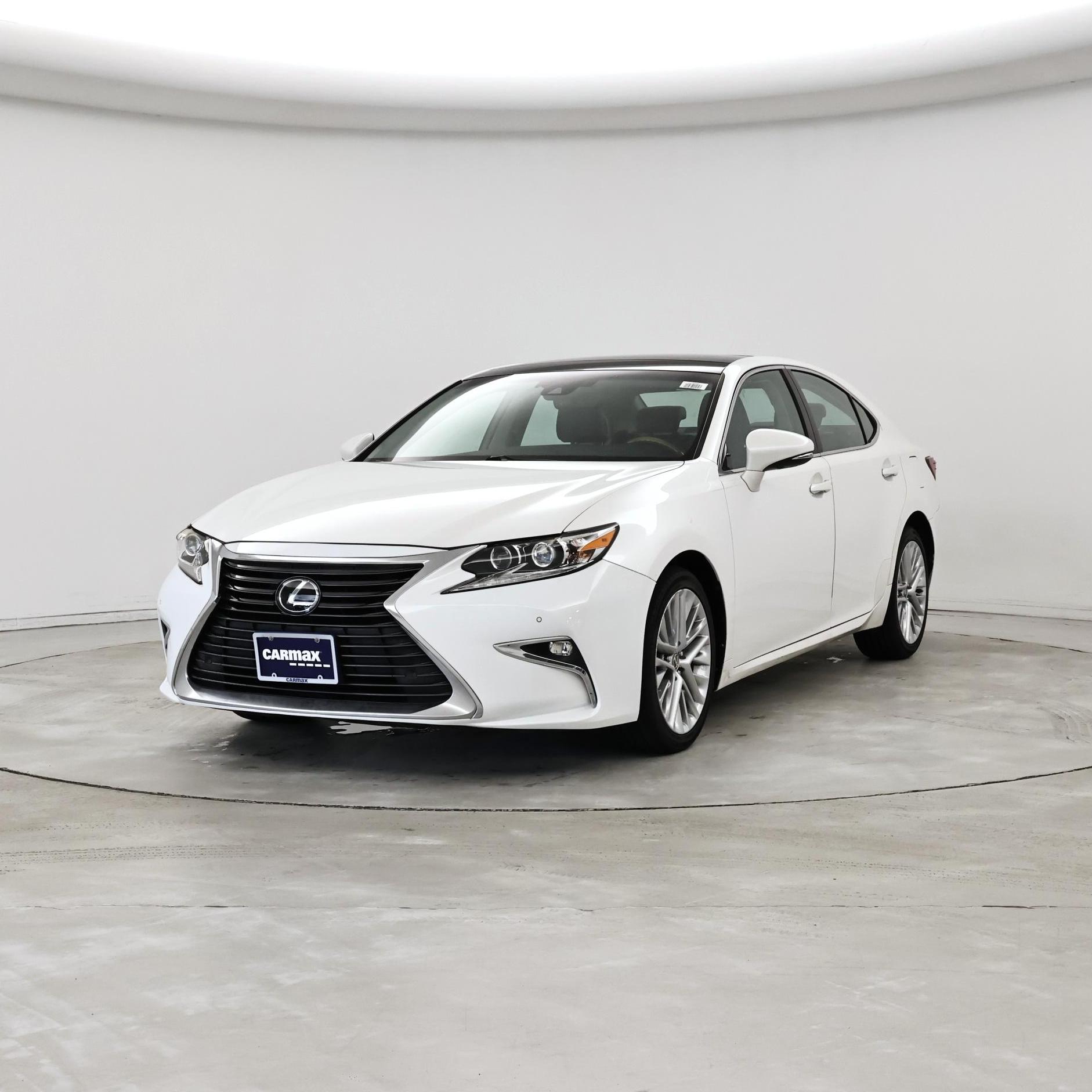 Thumbnail: 2016 Lexus ES - 4