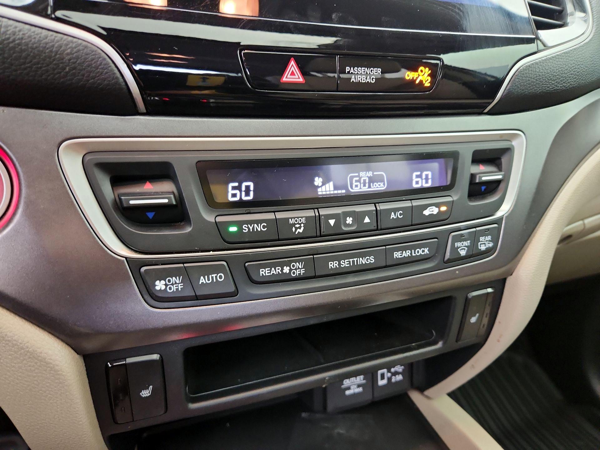 Thumbnail: 2021 Honda Pilot - 16