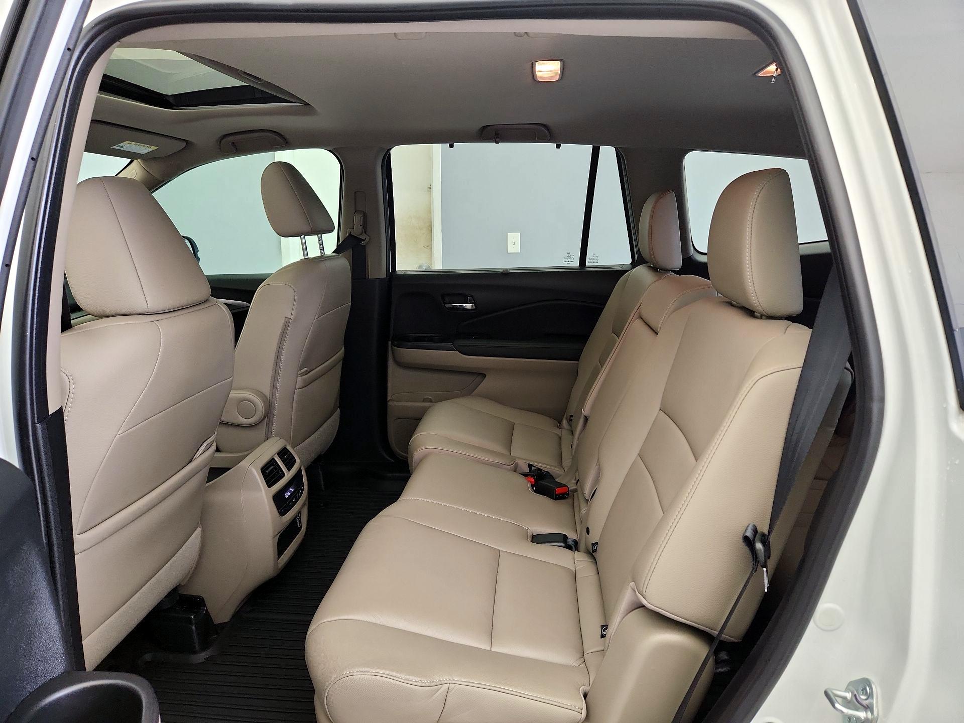Thumbnail: 2021 Honda Pilot - 20