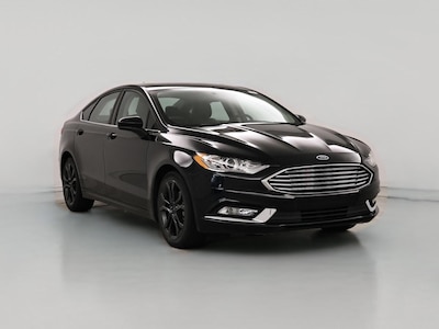 Black 2018 Ford Fusion SE