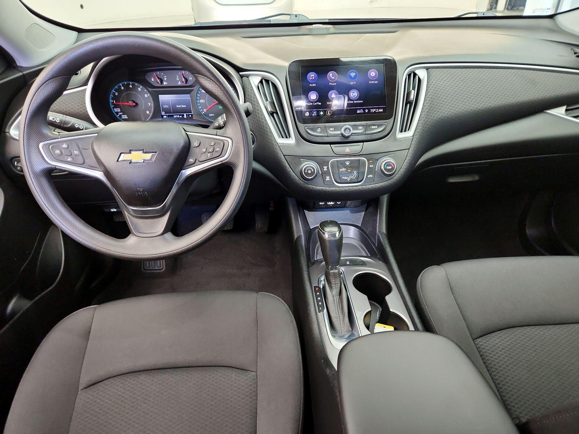 Thumbnail: 2019 Chevrolet Malibu - 9