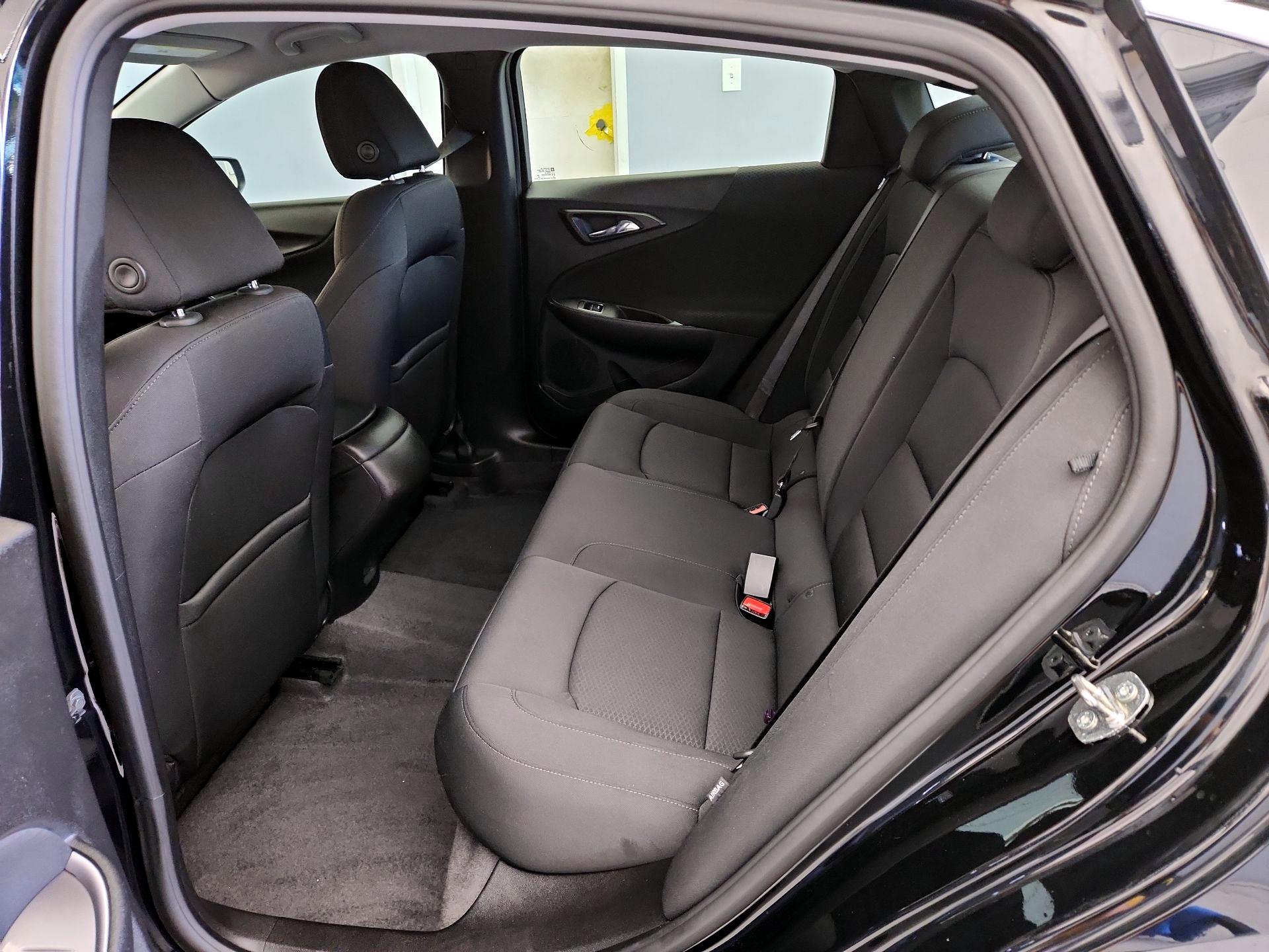 Thumbnail: 2019 Chevrolet Malibu - 19