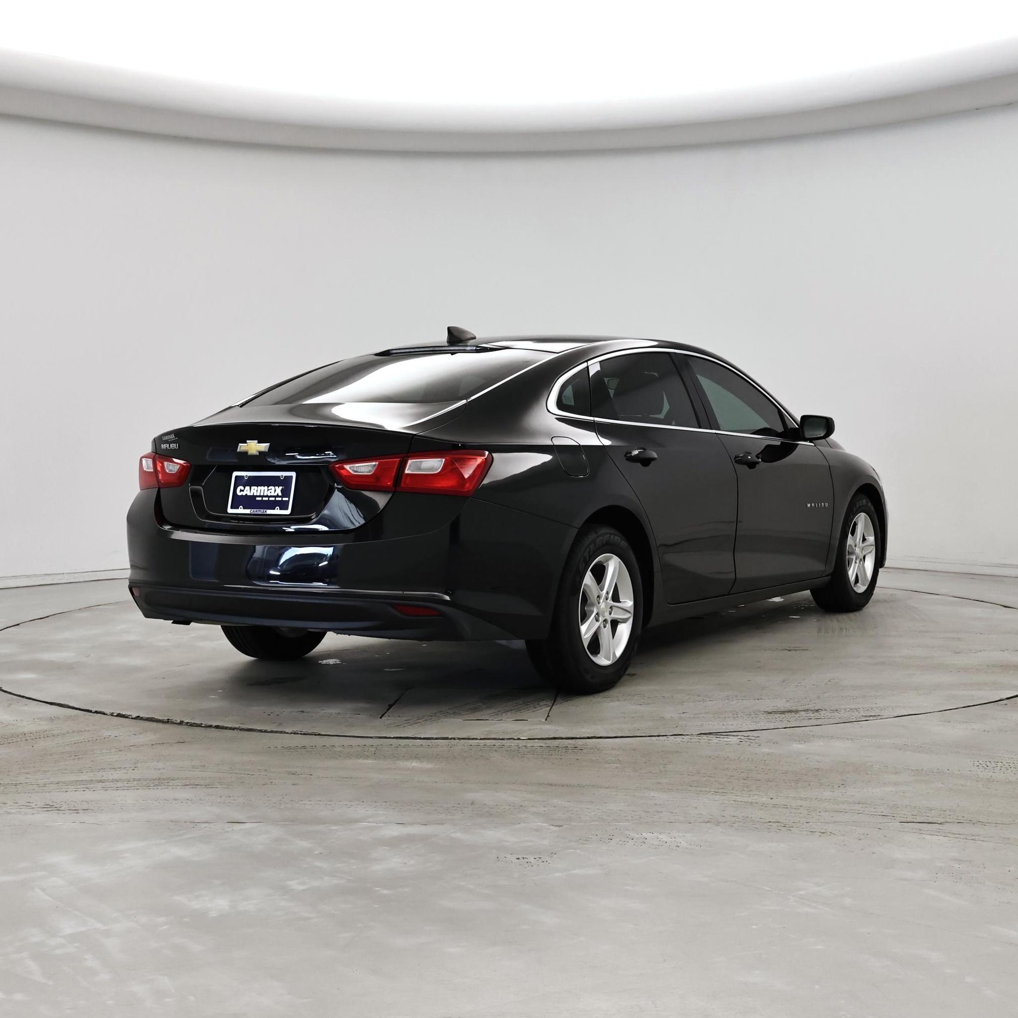 Thumbnail: 2019 Chevrolet Malibu - 8