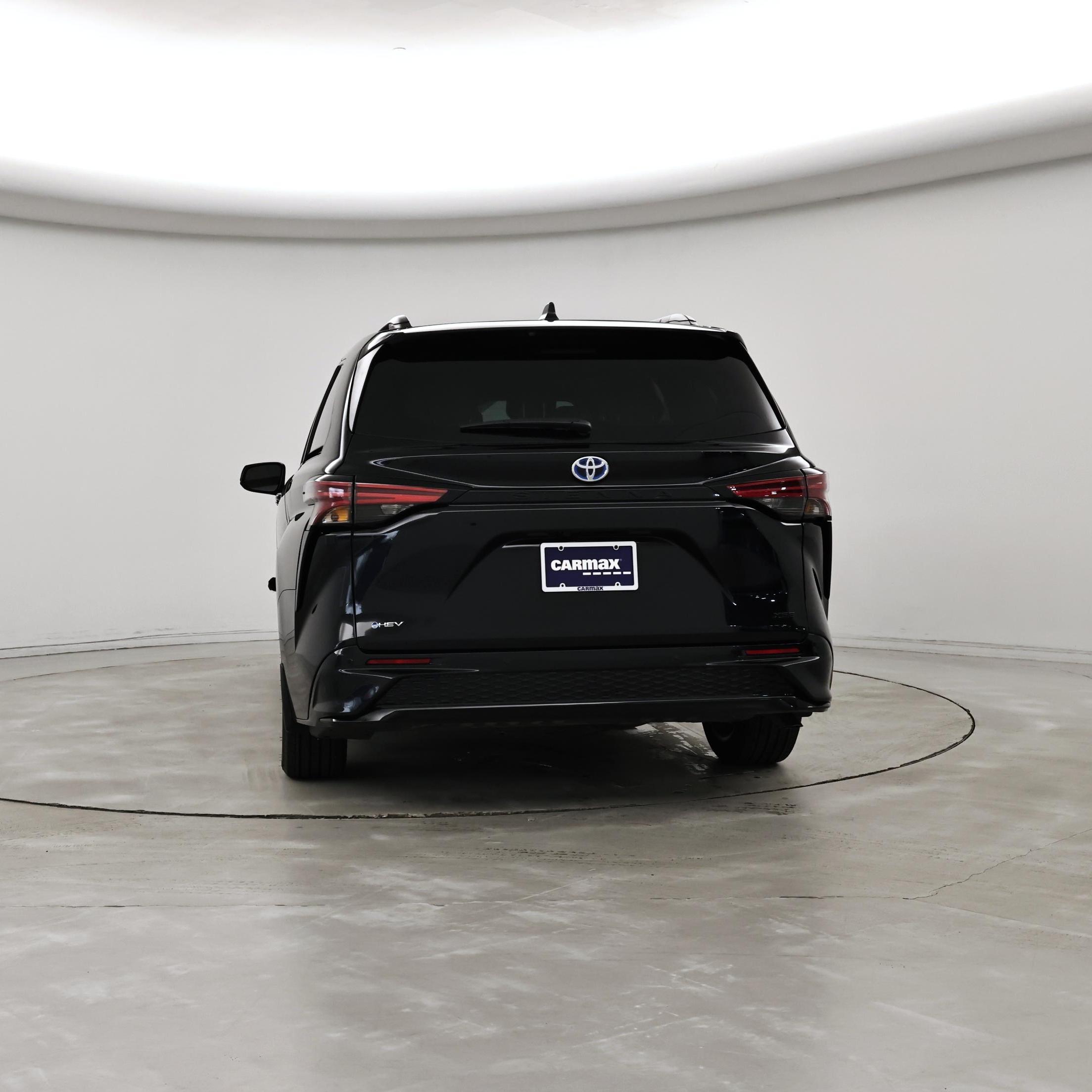 Thumbnail: 2025 Toyota Sienna - 6