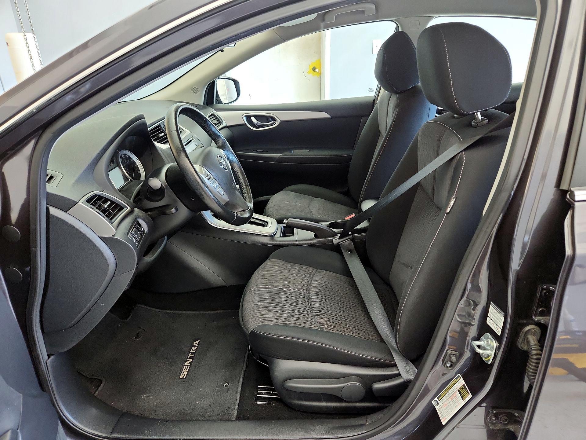 Thumbnail: 2015 Nissan Sentra - 11