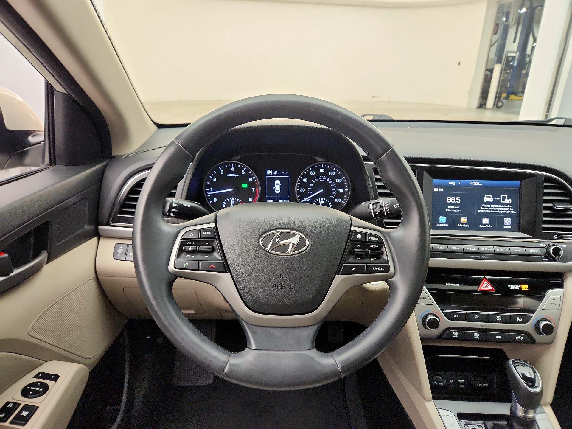 Thumbnail: 2018 Hyundai Elantra - 10